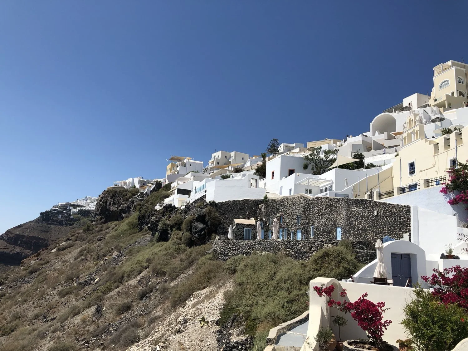 Santorini Travel Guide5.jpg