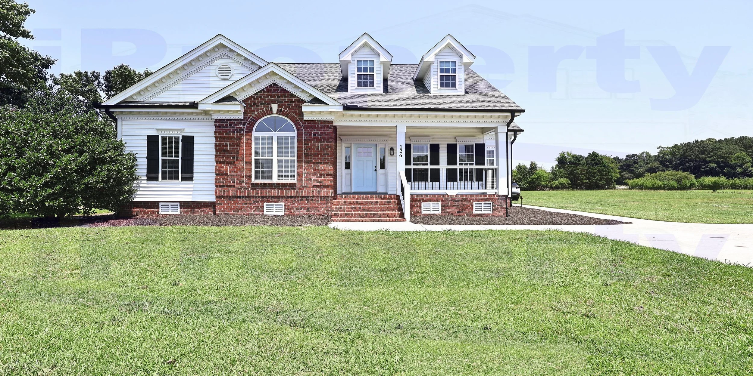 126 Linda - ExteriorFront00.jpg