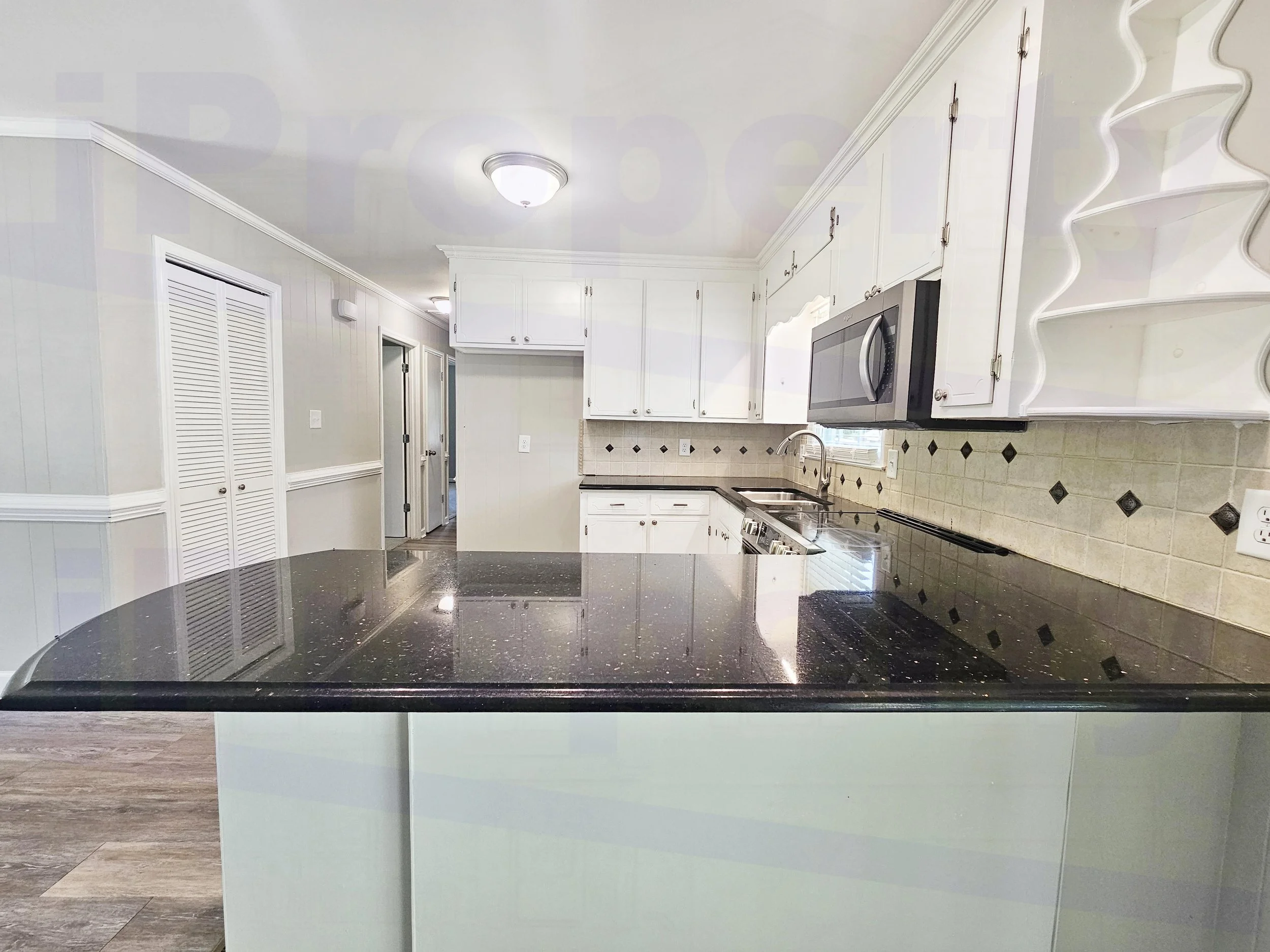 2609 Bay Valley - Kitchen-03.jpg