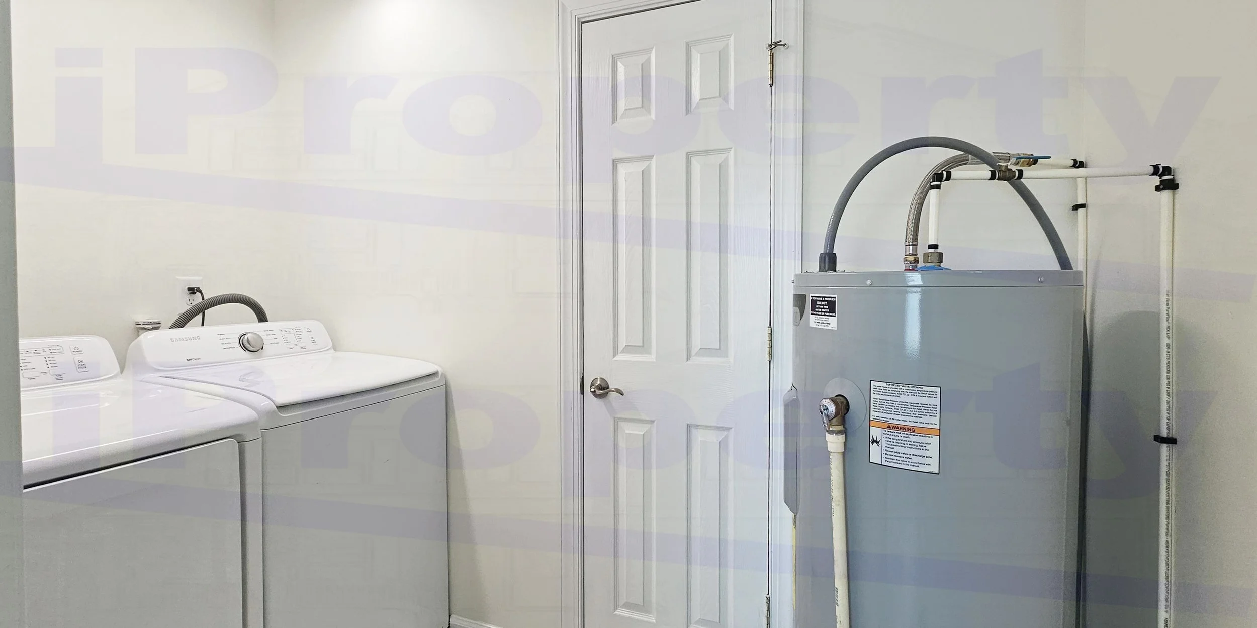 106 Smith - LaundryRoom00.jpg