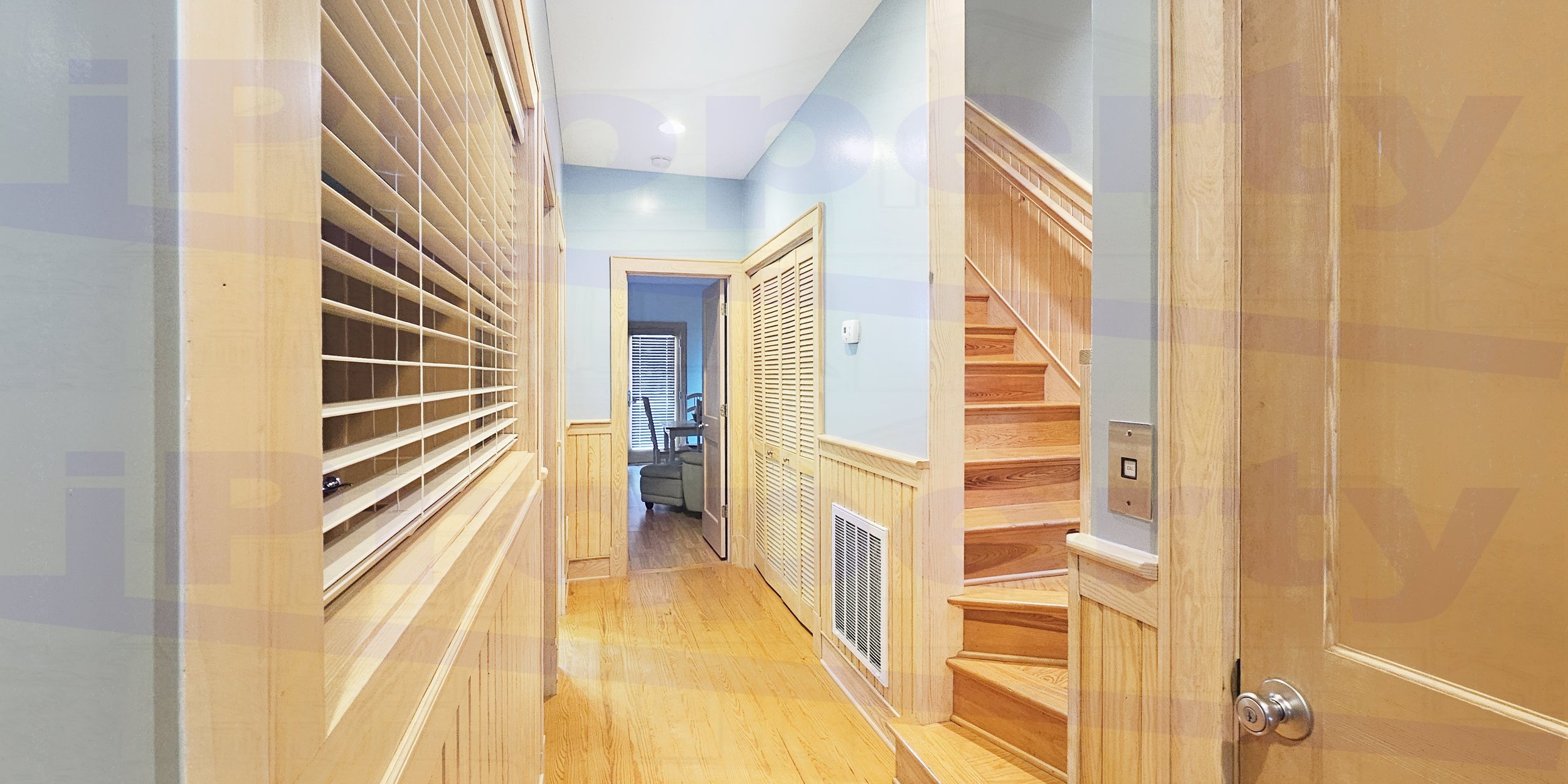 108 Sandpiper - 1st Floor HallWay01.jpg