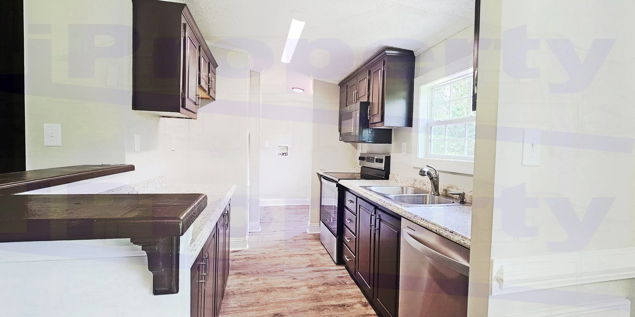 106 Ginger - Kitchen01.jpg