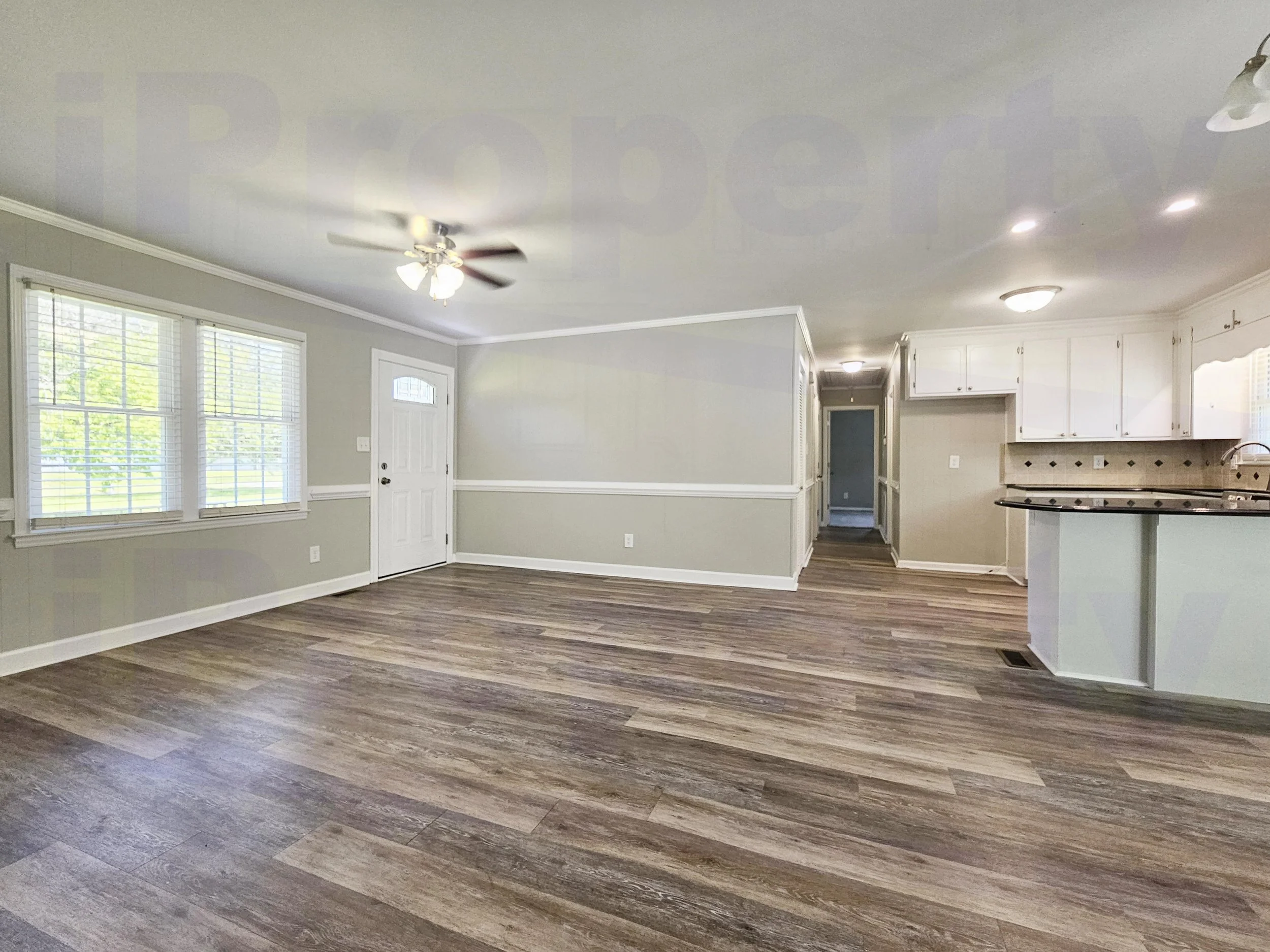 2609 Bay Valley - FamilyRoom-04.jpg