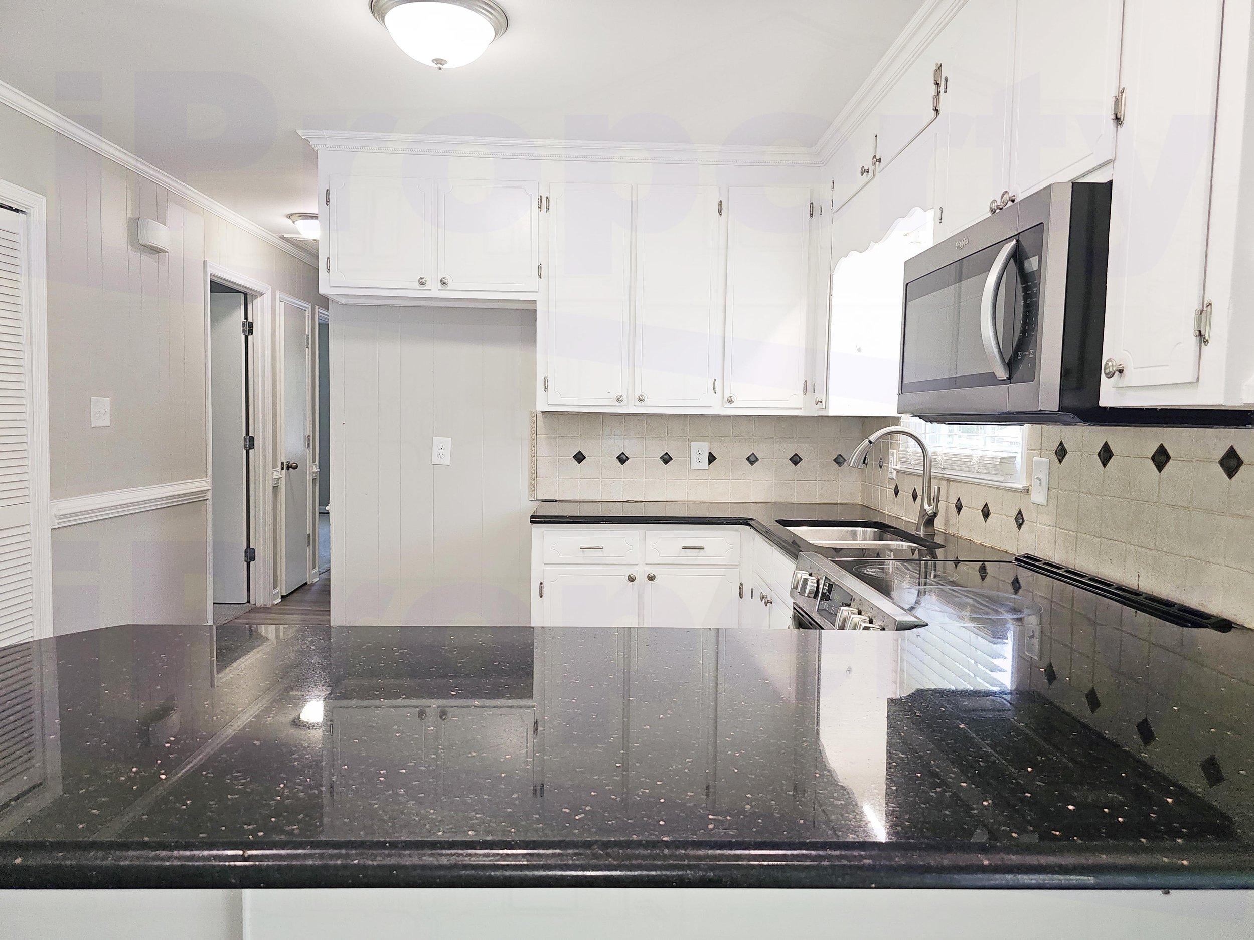 2609 Bay Valley - Kitchen-04.jpg