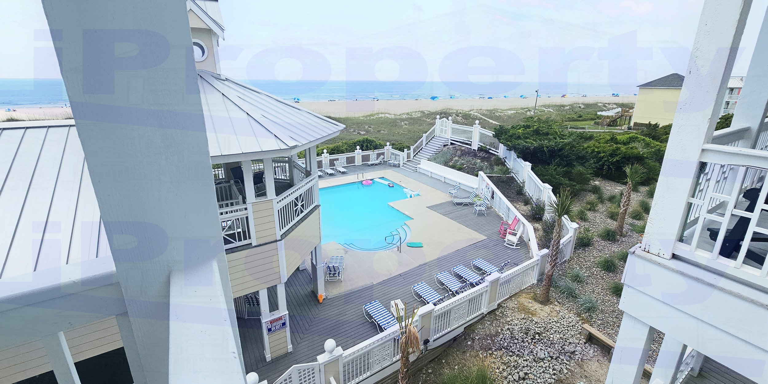 SeaDreams Pool02.jpg