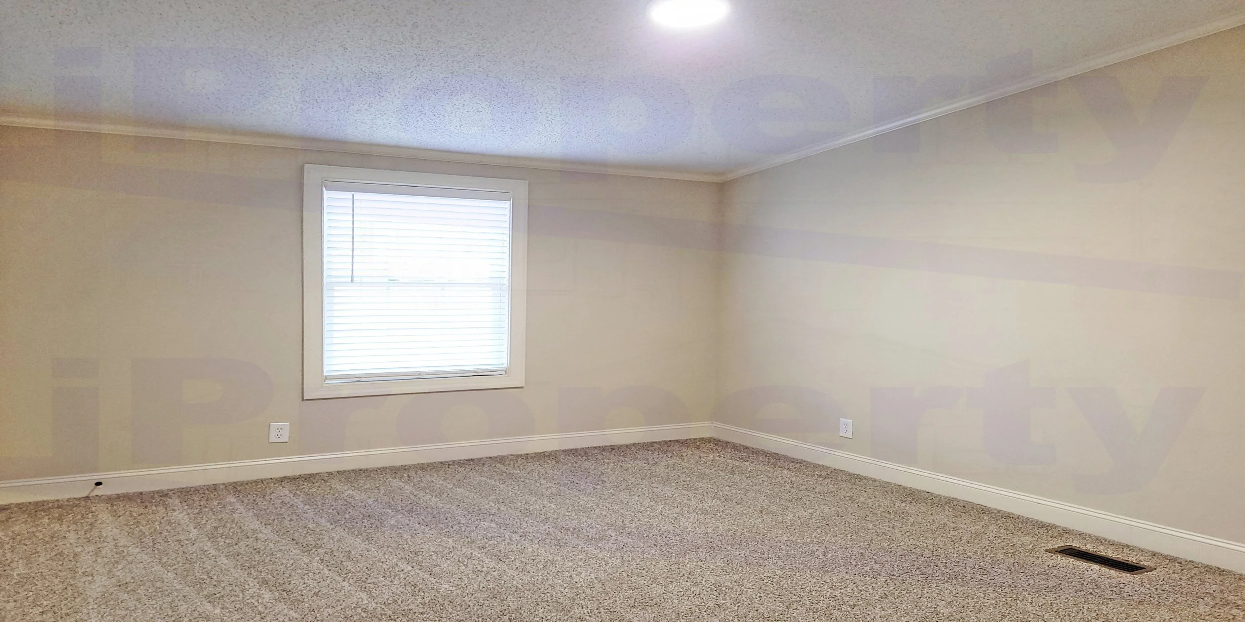 135 Ivey - BedRoom4-00.jpg