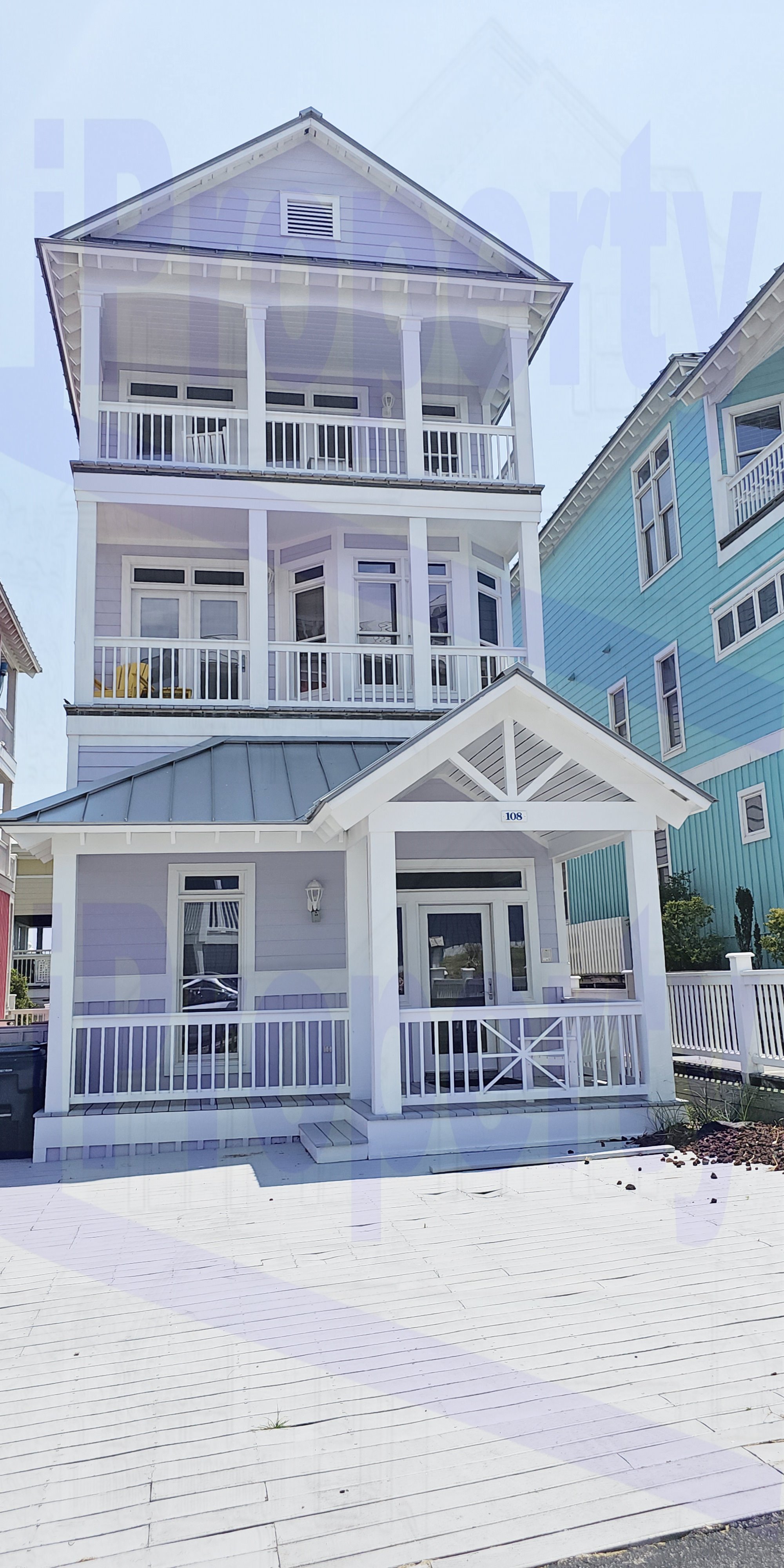 108 Sandpiper - Exterior Front02.jpg