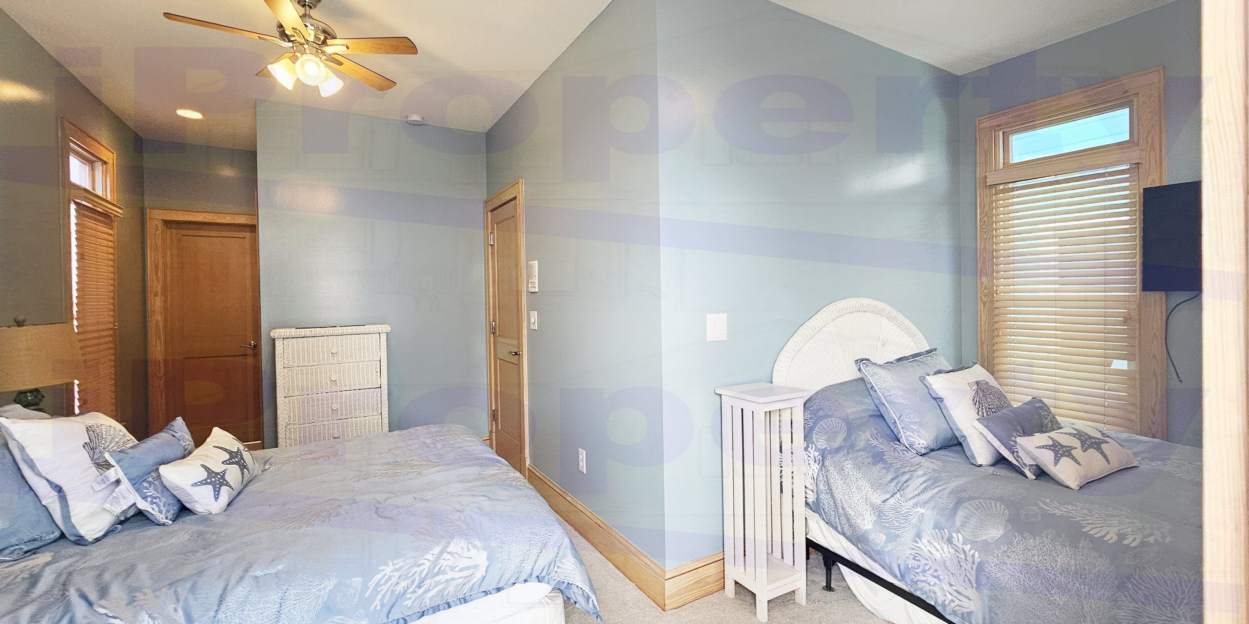 108 Sandpiper - Bedroom2-04.jpg