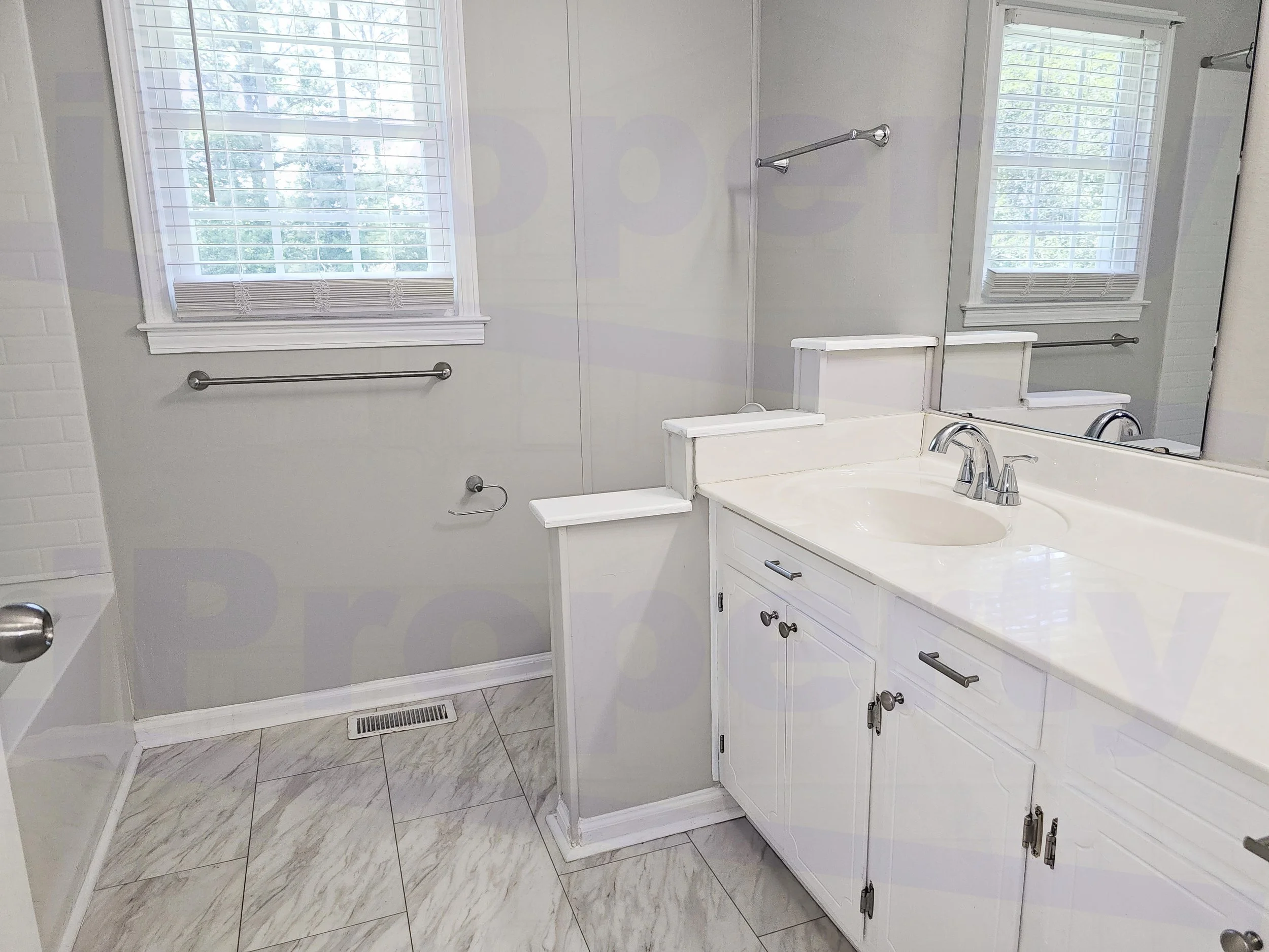 2609 Bay Valley - Bathroom #2-00.jpg