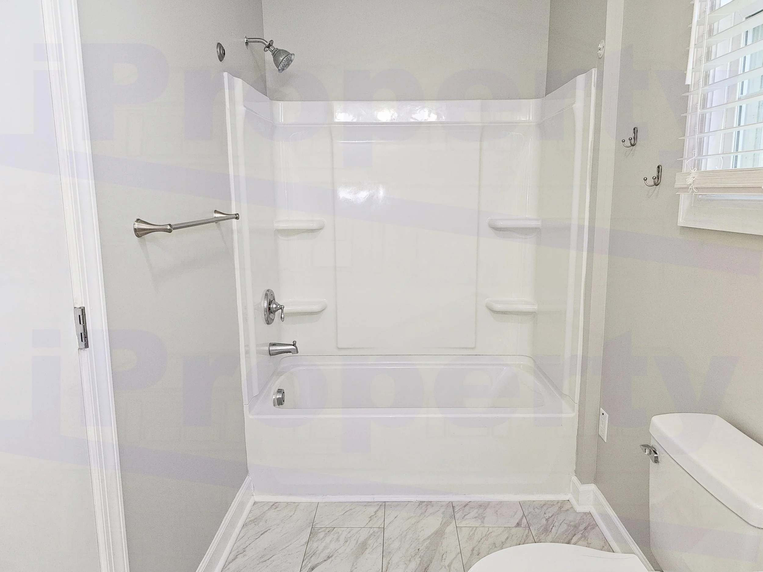 2609 Bay Valley - Master Bathroom-02.jpg