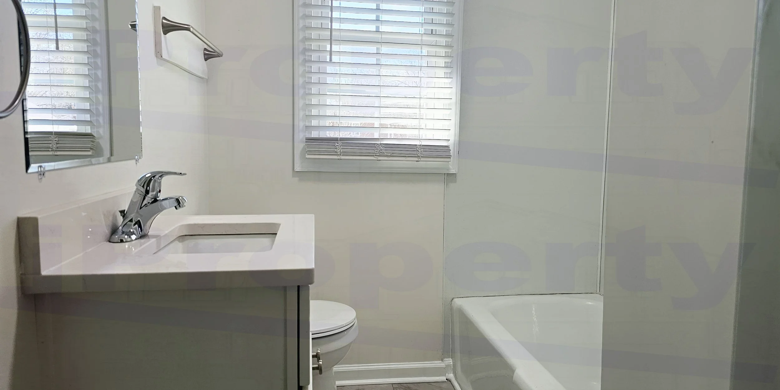 106 Smith - BathRoom2-00.jpg