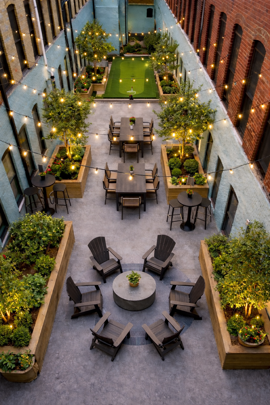 Resident exclusive interior courtyard 