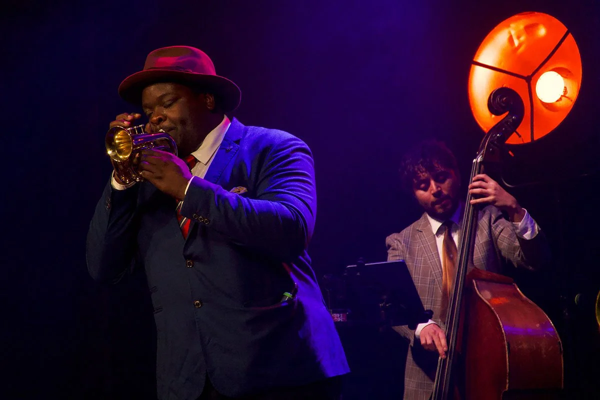 theatre shows Suffolk swing music