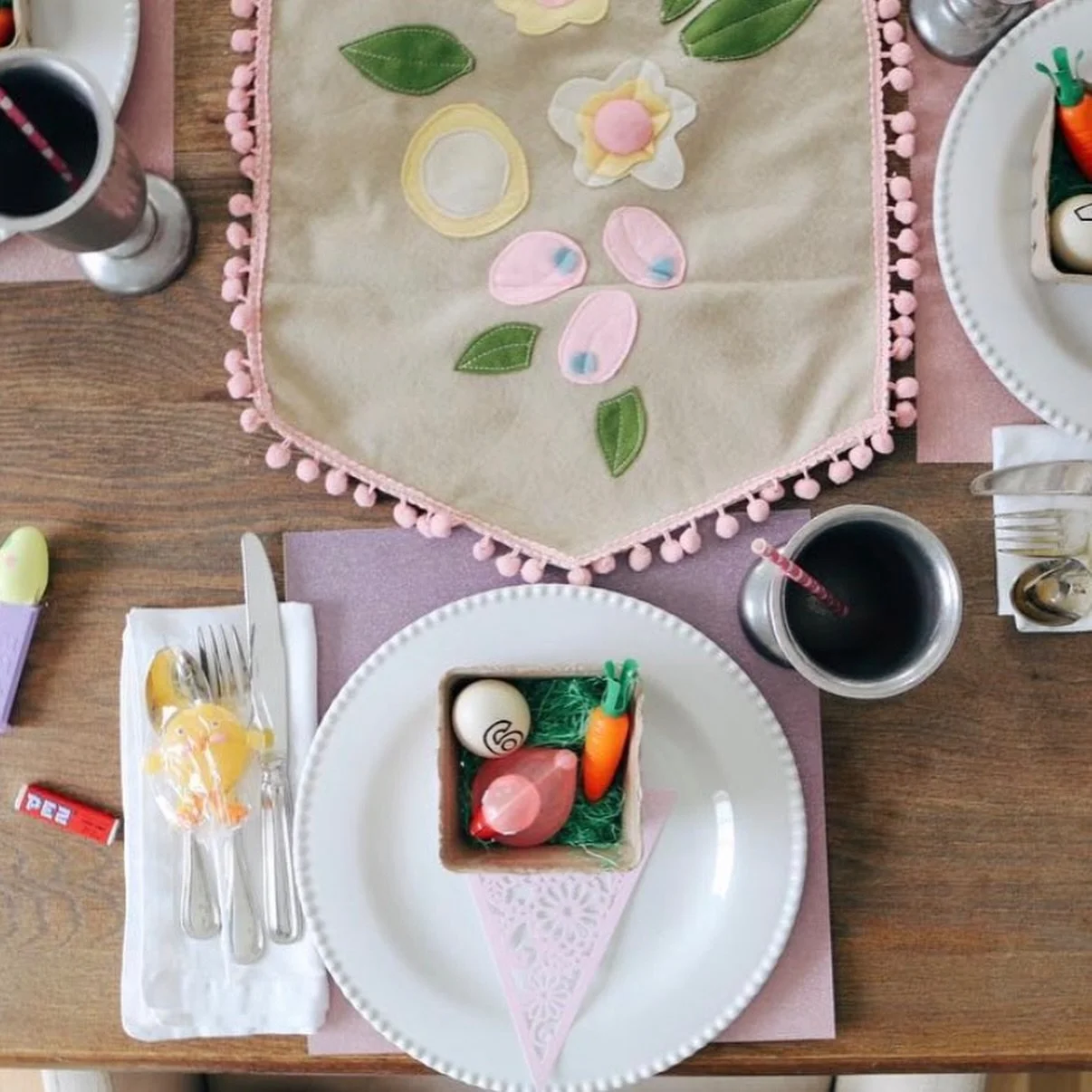 Living is sometimes so busy that we forget to celebrate the small moments. 

We hope to help you celebrate these small and big moments. Come gather with us at our Spring Market

Less than a week away!! 

JeniBee Spring Market 
March 20th- 21st, Frida