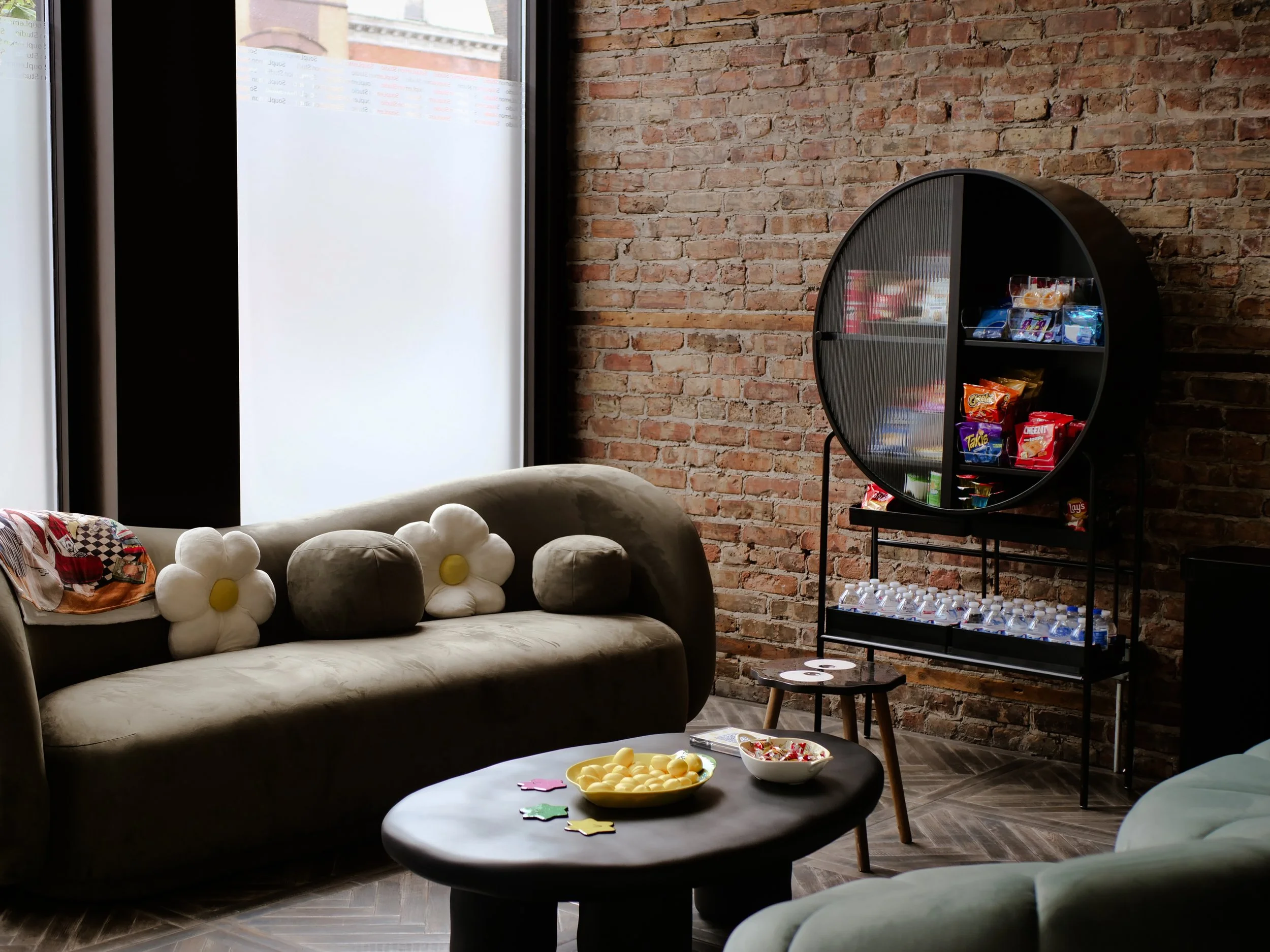 Waiting/lounge area.