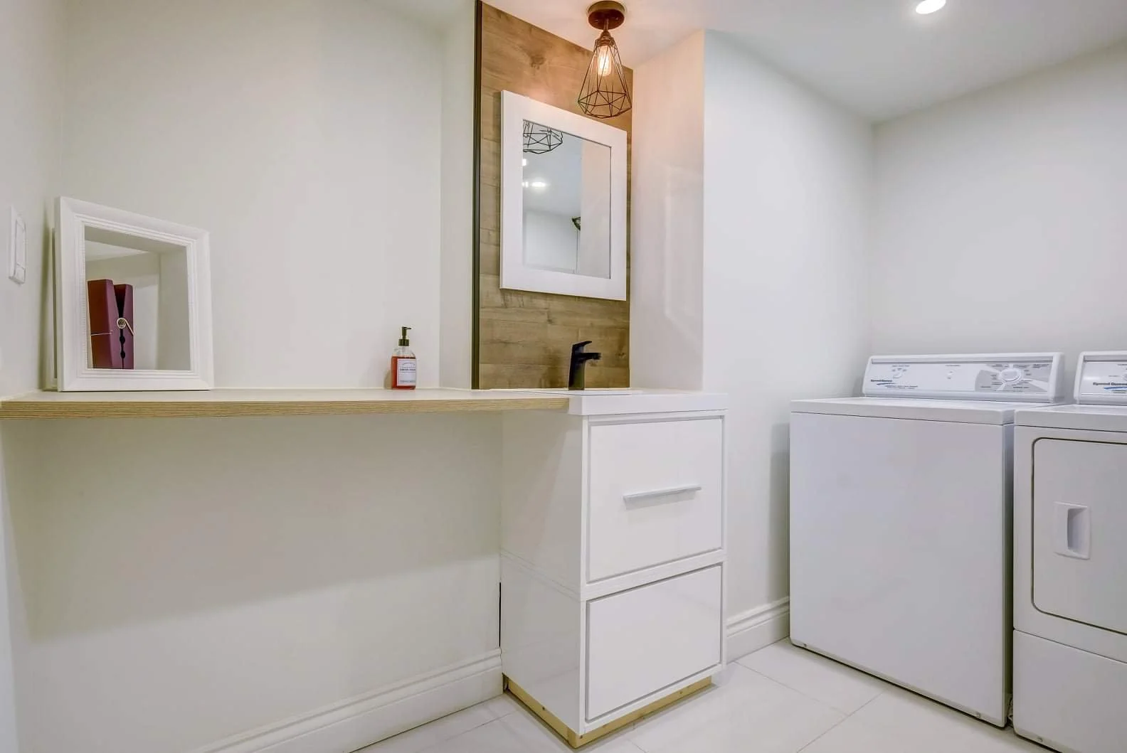 Mike the Builder Laundry Room