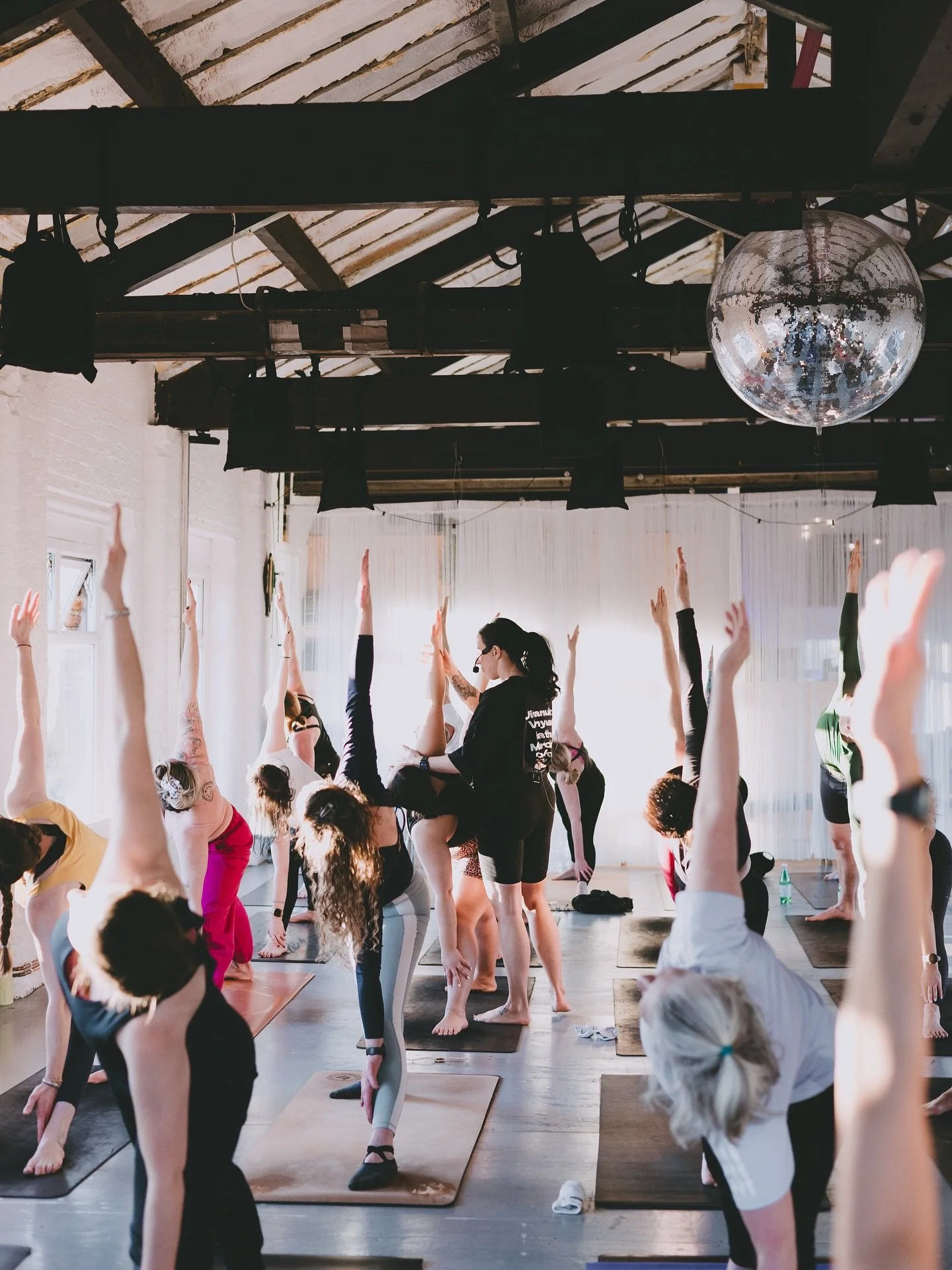 Disco ball diaries 🪩 

Because who said grounding, moving and connecting couldn&rsquo;t also feel like a party? 

The disco ball is just the start,.. what really lights up the studio? The people who fill it! 

Get your ass back on your mat - let&rsq