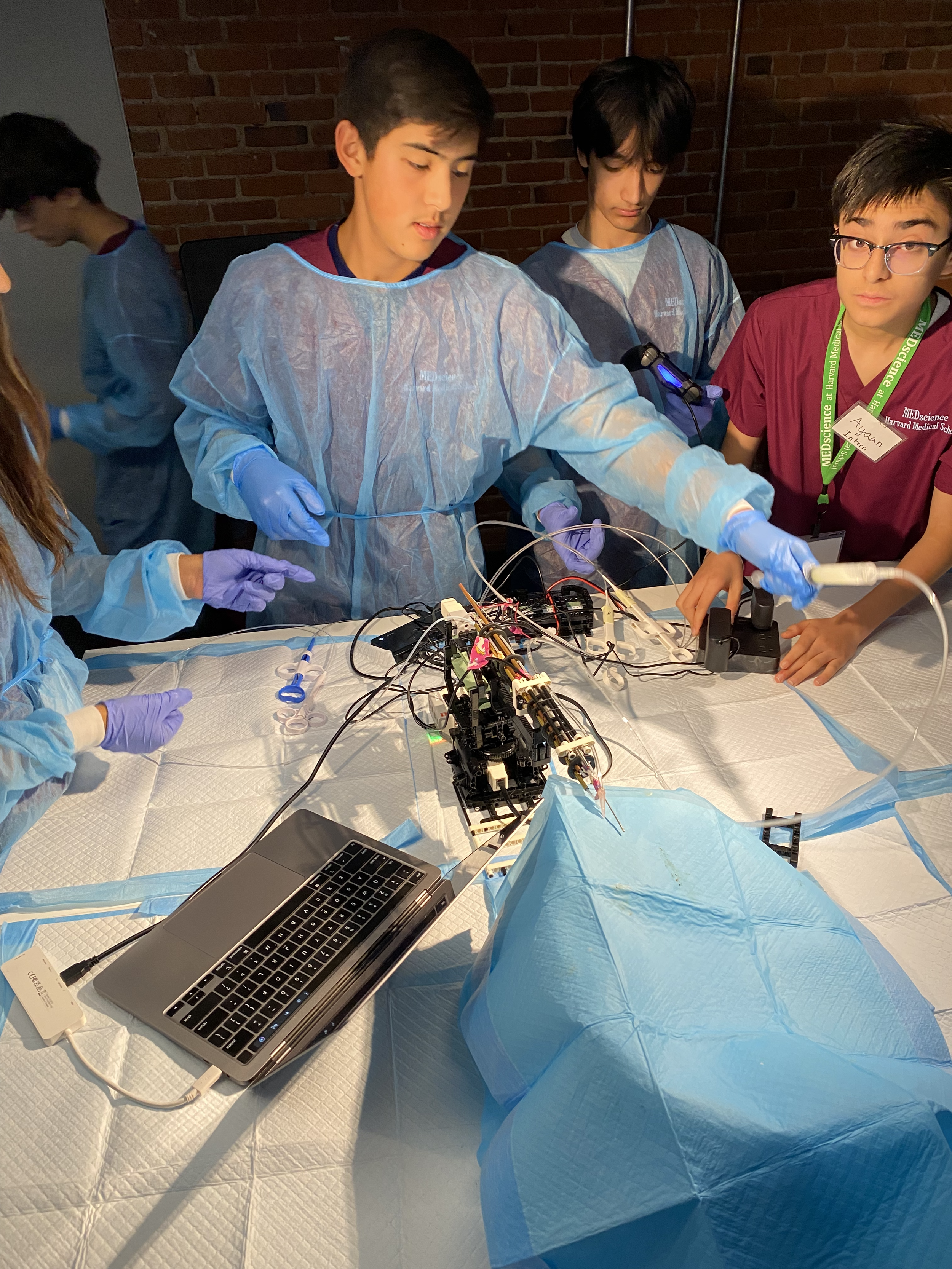 Surgical Robotics & AI Program | HMS MEDscience x Moonshot — HMS MEDscience