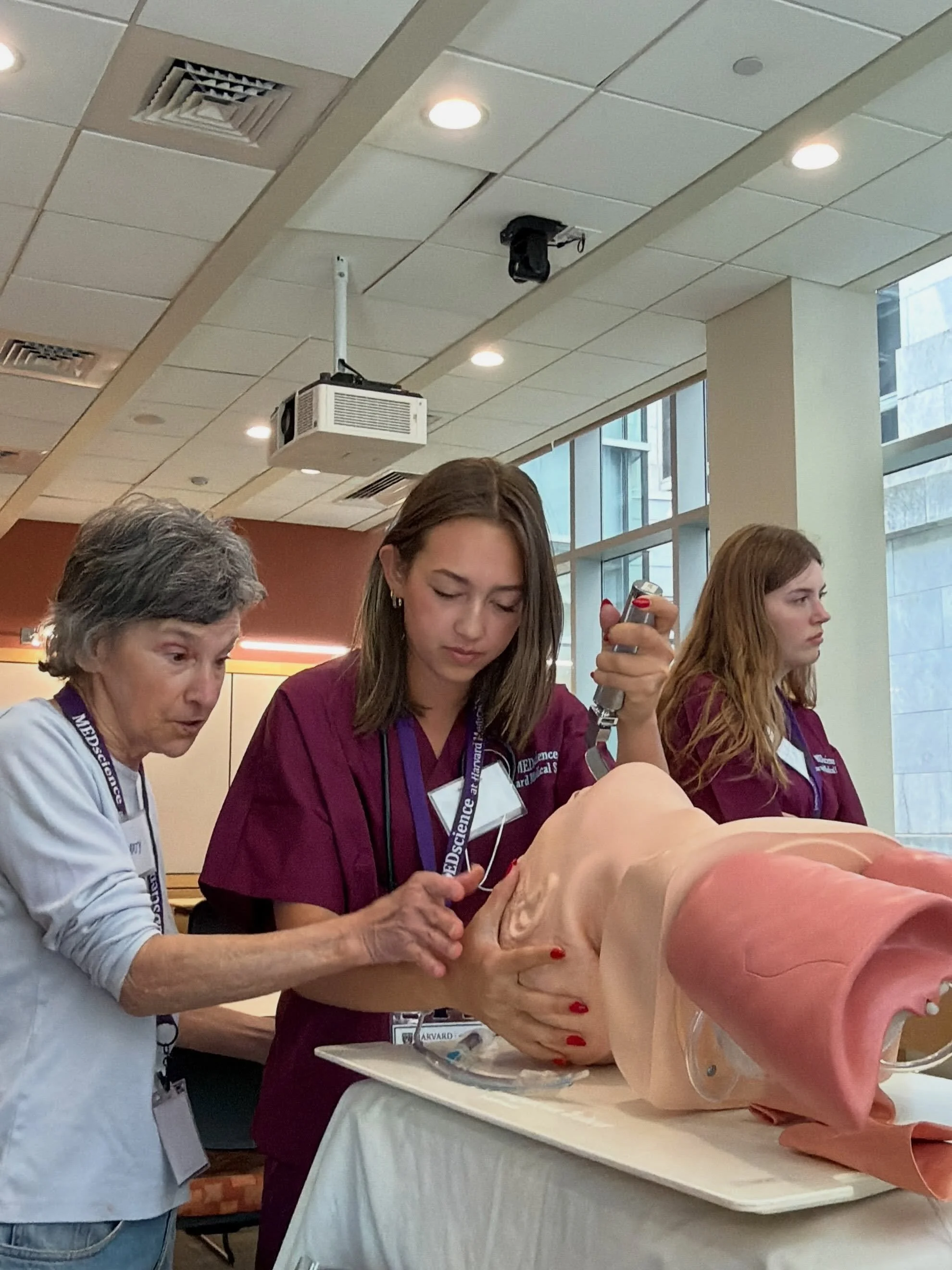 We at HMS MEDscience want to thank Dr. Martha Gallagher, whose generosity, guidance, and enthusiasm help bring science and medicine to life for our students. Whether participating in hands-on activities or sharing insights from her own experience as 