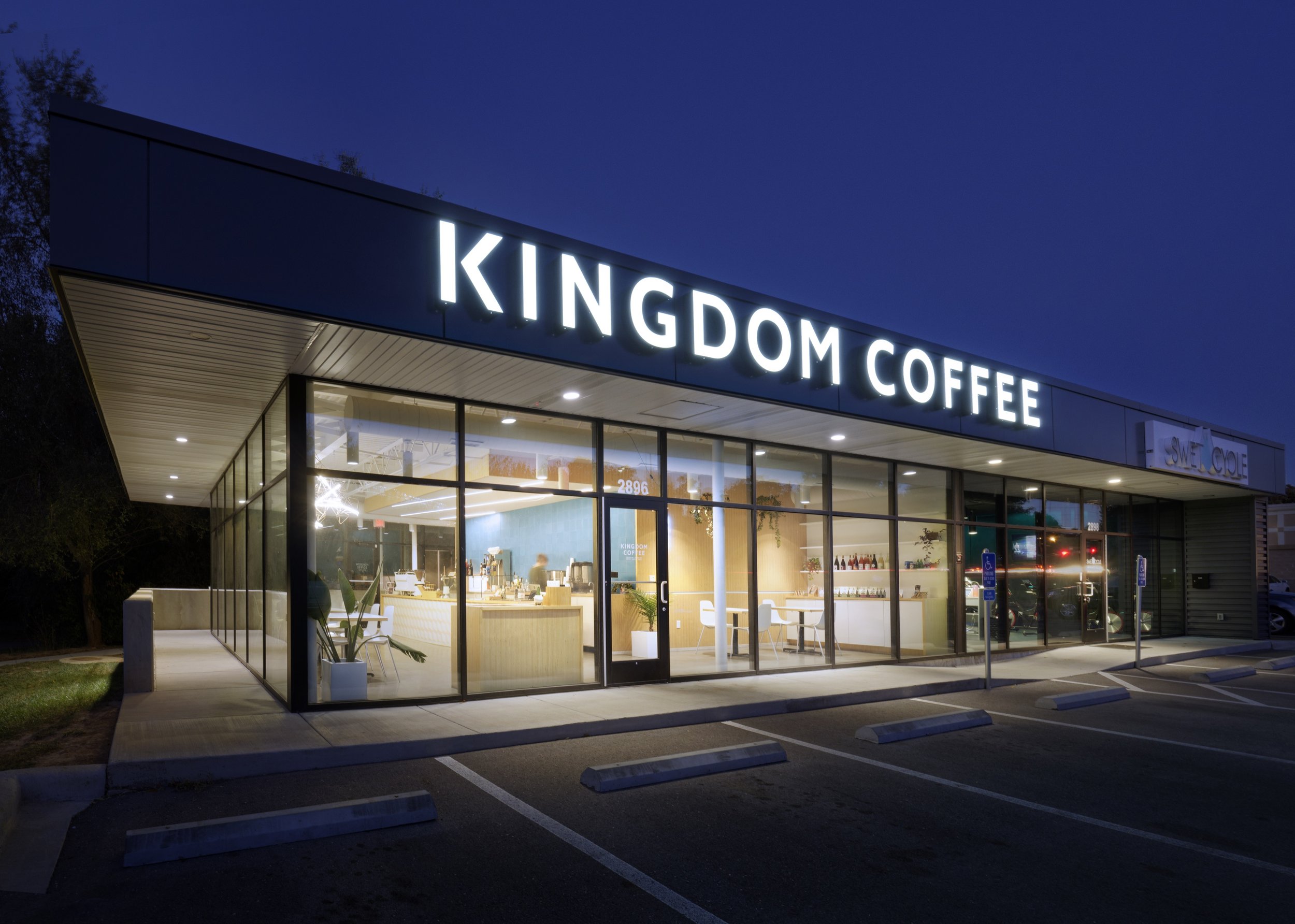 KingdomCoffee-LonePine-Ext-01.jpg