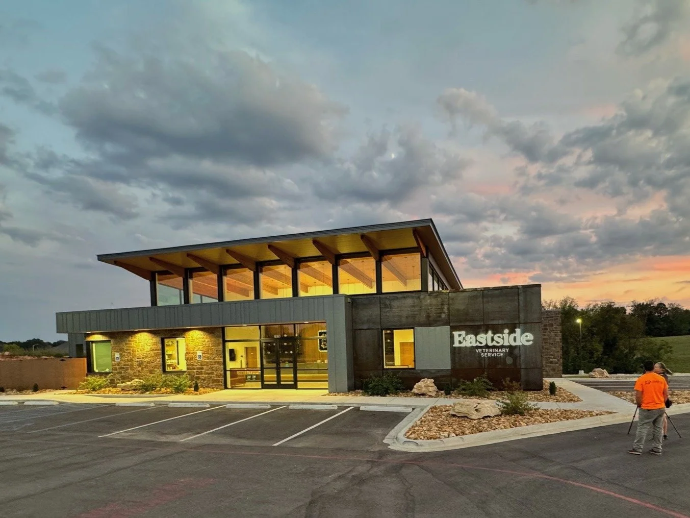 Got some awesome shots of the completed Eastside Veterinary Clinic yesterday. Stay tuned for photos! 
.
.
.
📷 Gayle Babcock - Architectural Imageworks, LLC