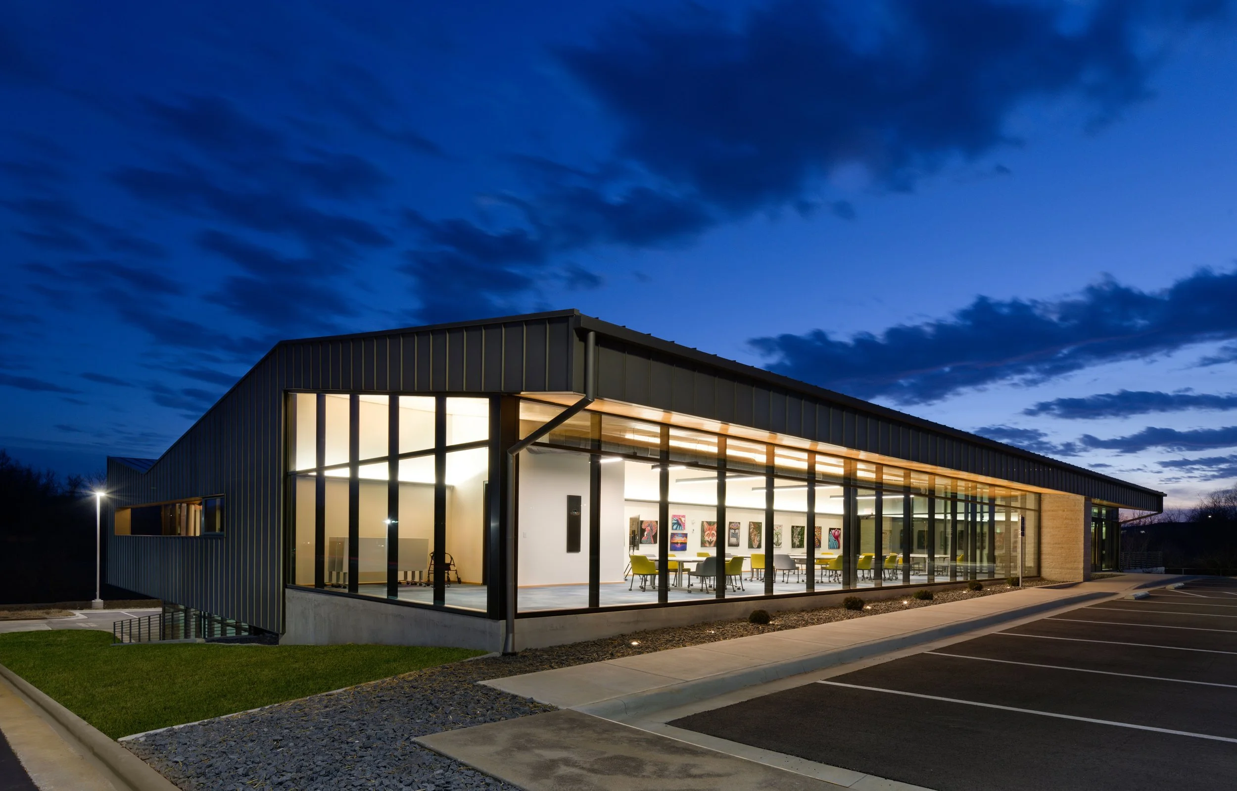 H2D2-Exterior-04.jpg