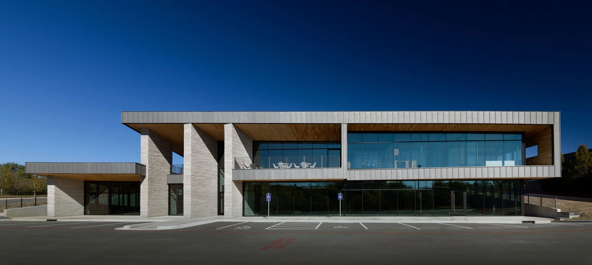 H2D2-Exterior-12.jpg