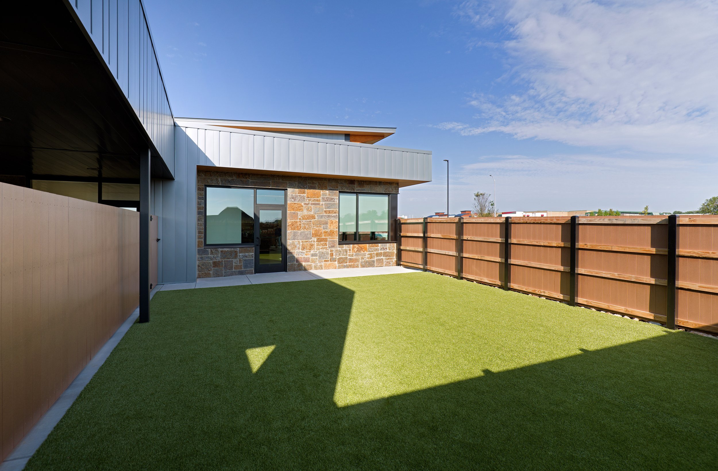 EastsideVet-Ext-09.jpg