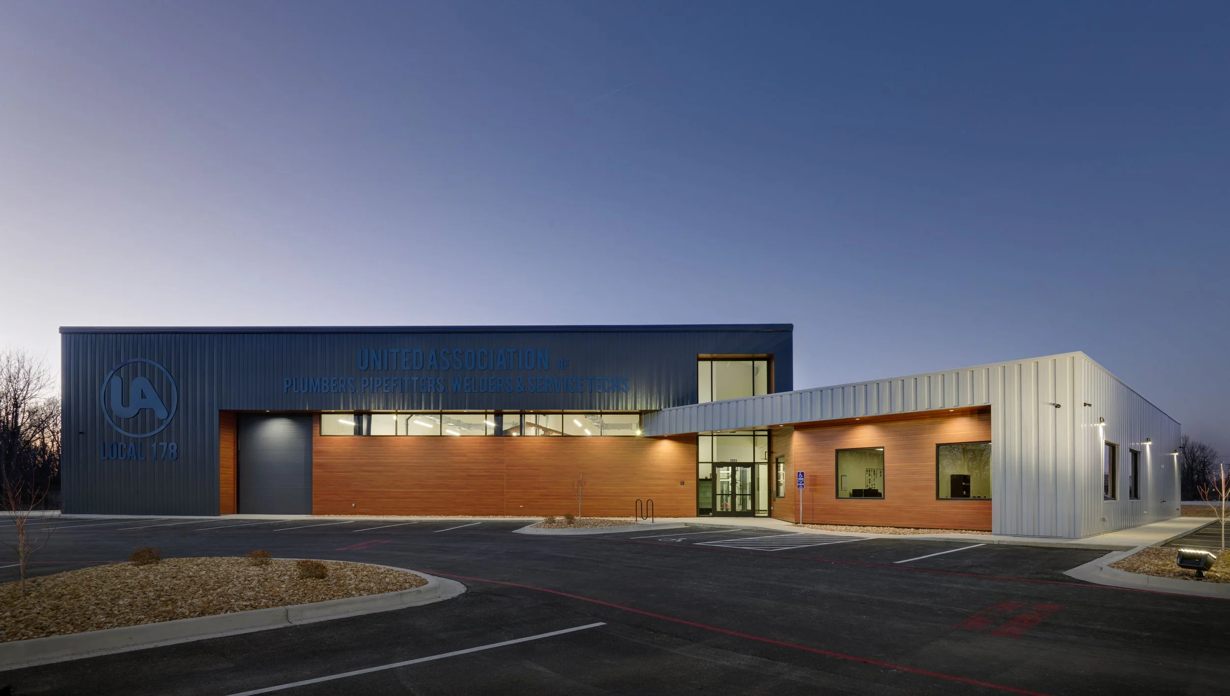 UA.Local178.Springfield-Ext-02.jpg