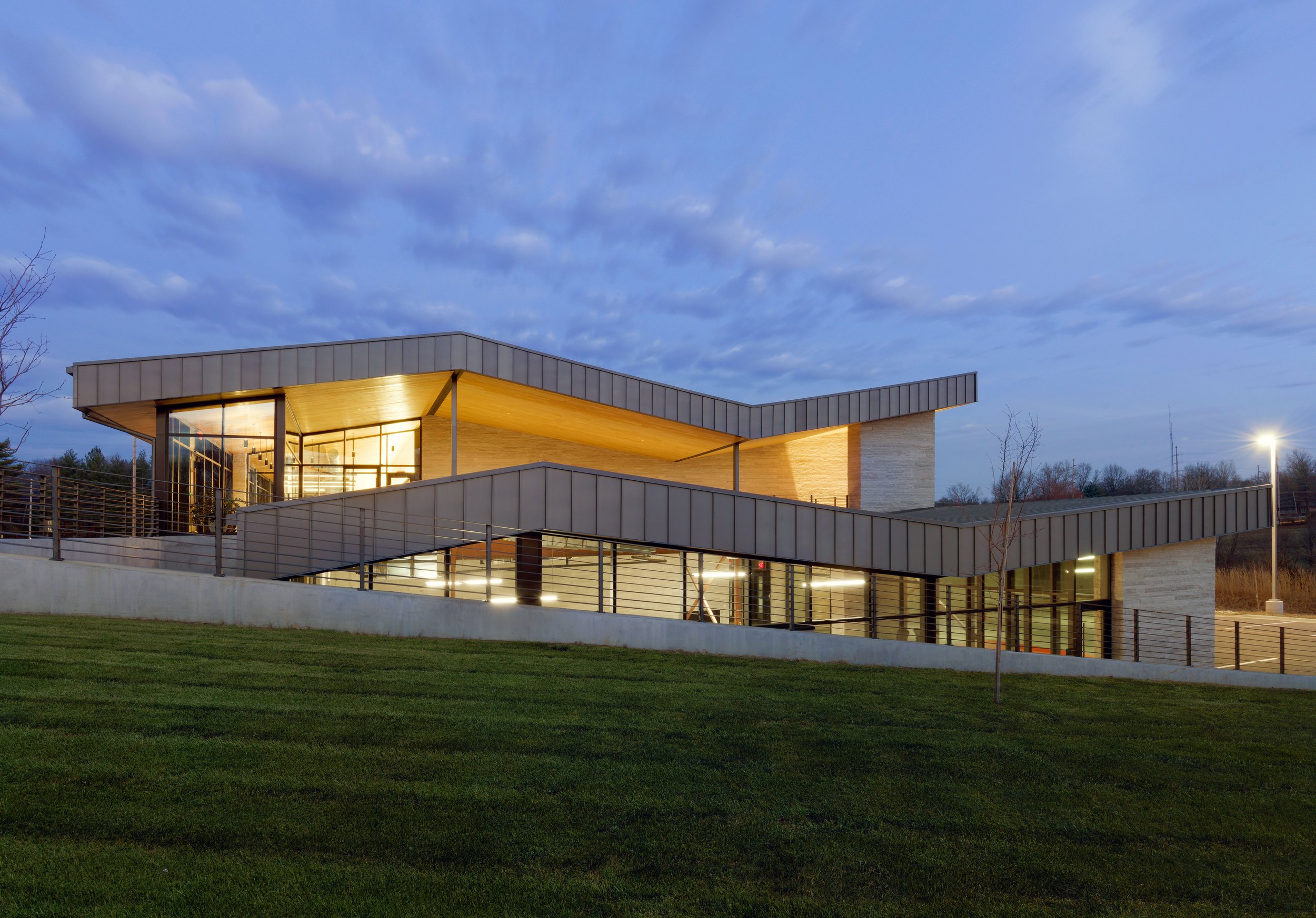 H2D2-Exterior-06.jpg