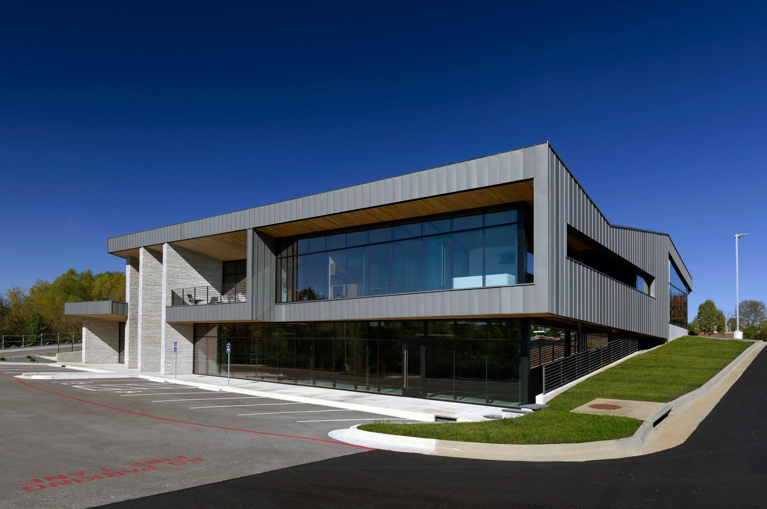 H2D2-Exterior-10.jpg
