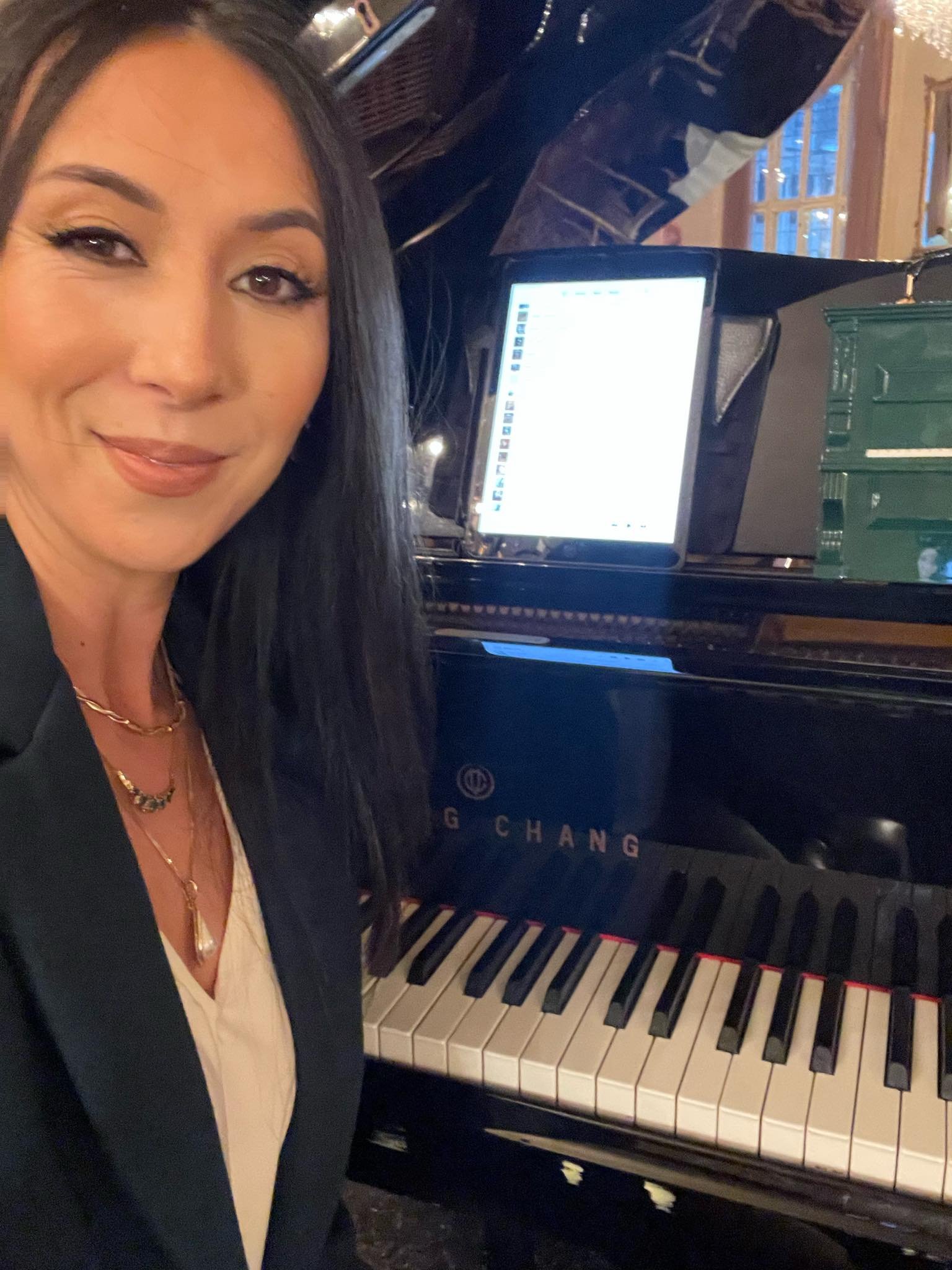 I&rsquo;m so Thankful for this piano &amp; all the pianos I&rsquo;ve played. Since I was 4 I was playing in pageants,then by the 4th grade I had my 1st &ldquo;job&rdquo; playing every school mass and all the school plays. This is all I know, and I&rs