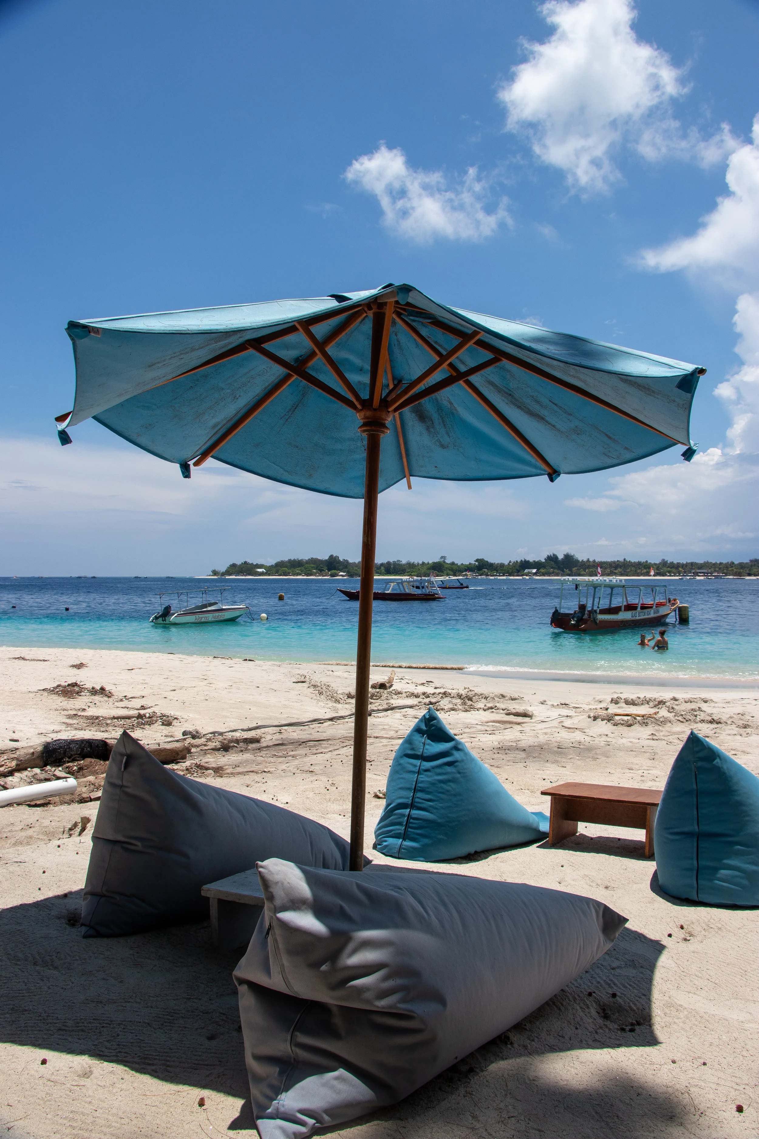 Gili T