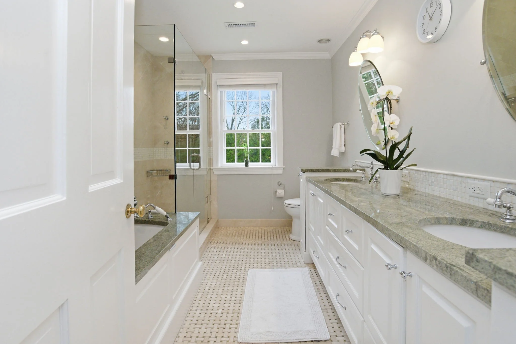 marble-primary-bathroom-listing-photo-greenwich-ct.jpg