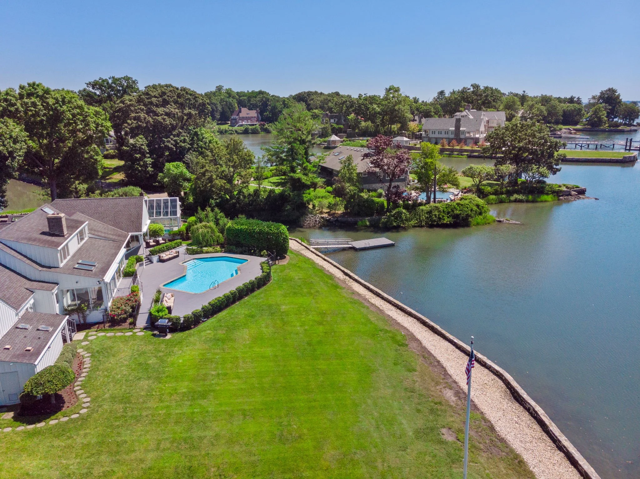 drone-photo-waterfront-pool-mamaroneck-ny.jpg