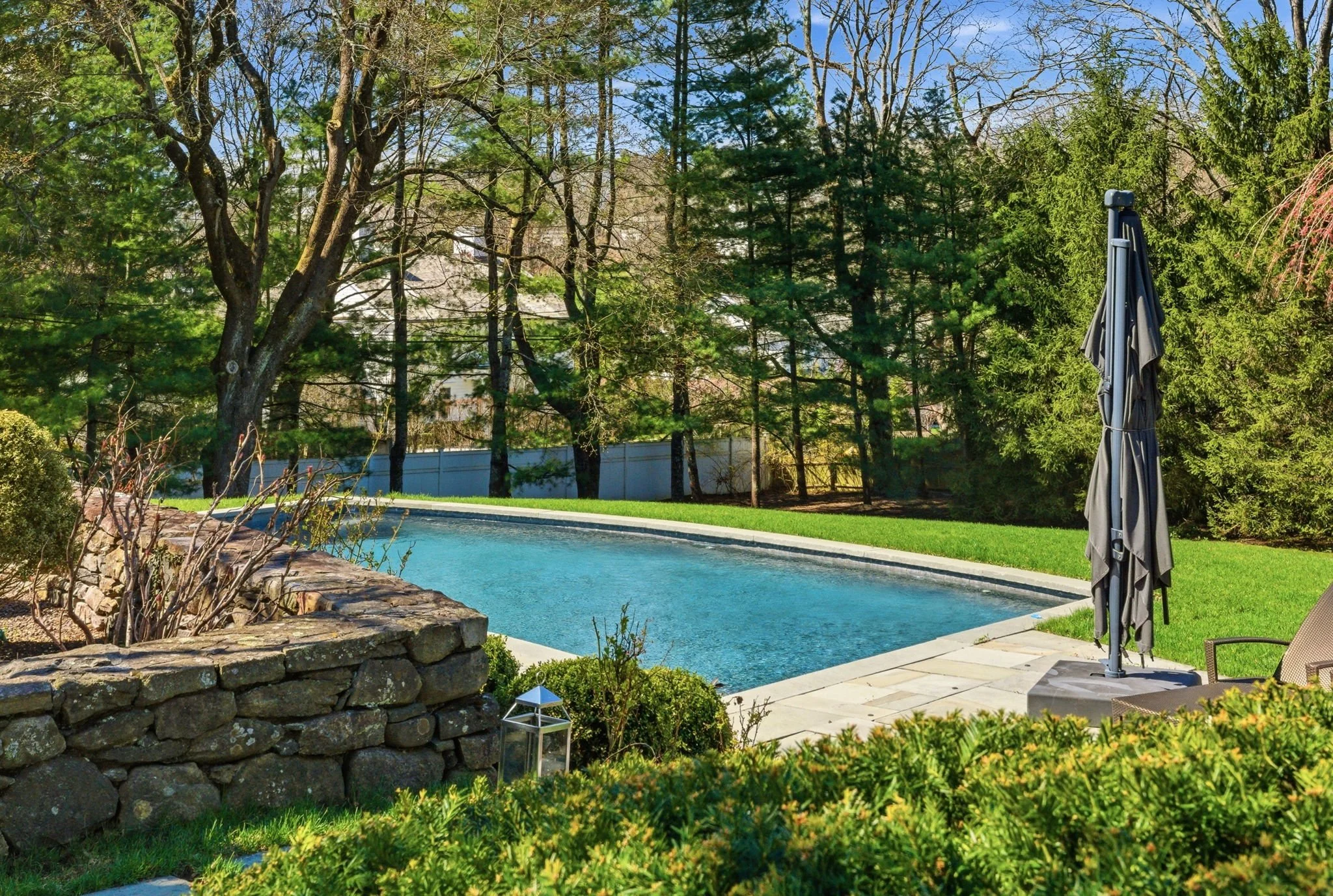 backyard-pool-photography-greenwich-ct.jpg