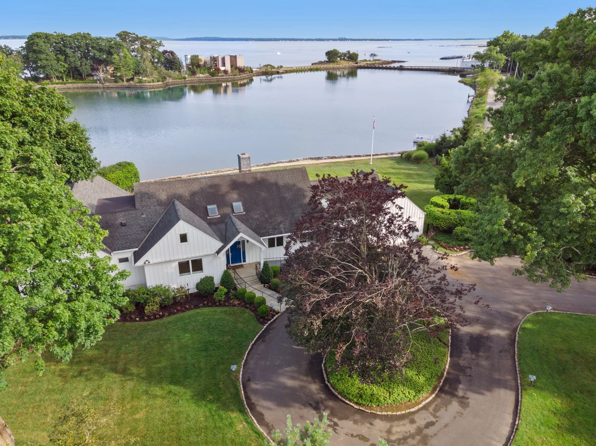 waterfront-listing-photography-long-island-sound-mamaroneck-ny.jpg