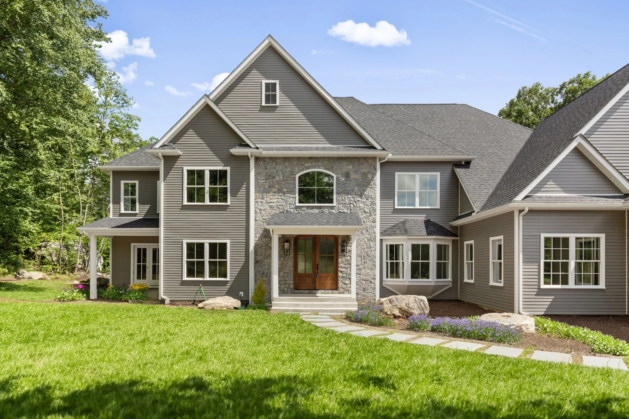 shingle-style-new-build-listing-photography-newtown-ct.jpg