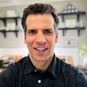 Mike DeLuca.jpg
