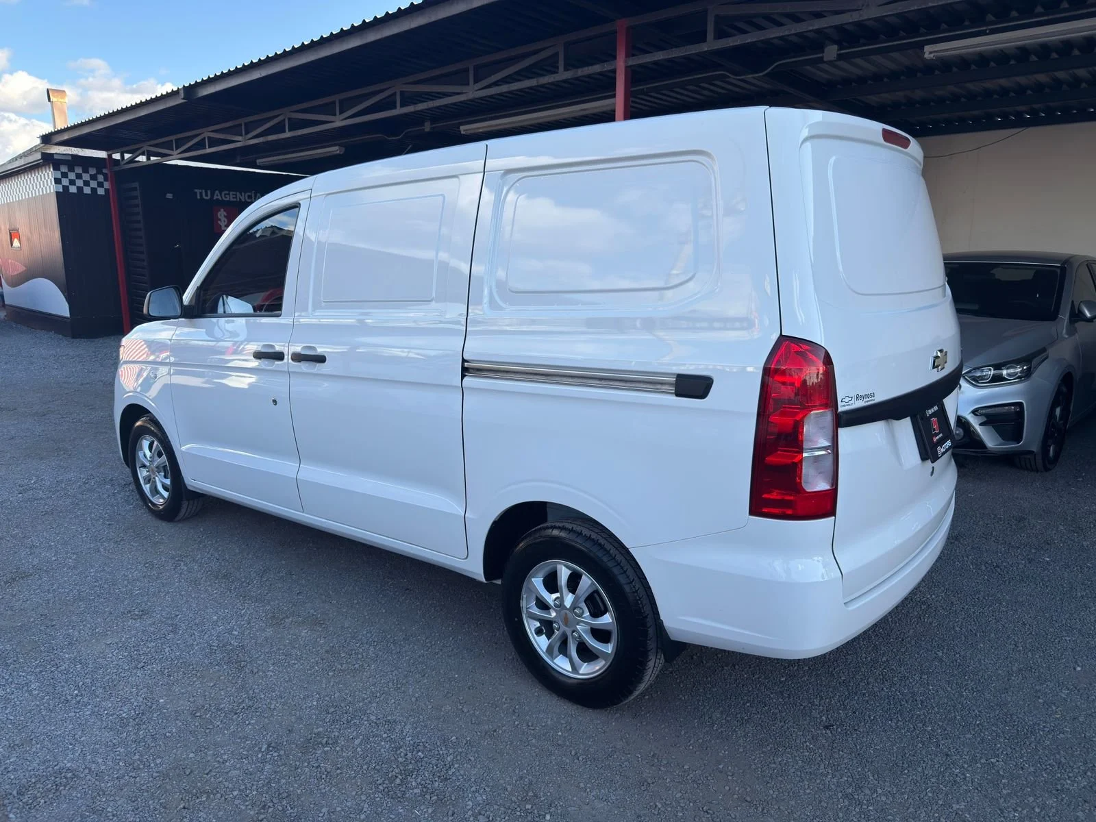 WhatsApp Image 2025-11-14 at 4.27.27 PM (2).jpeg