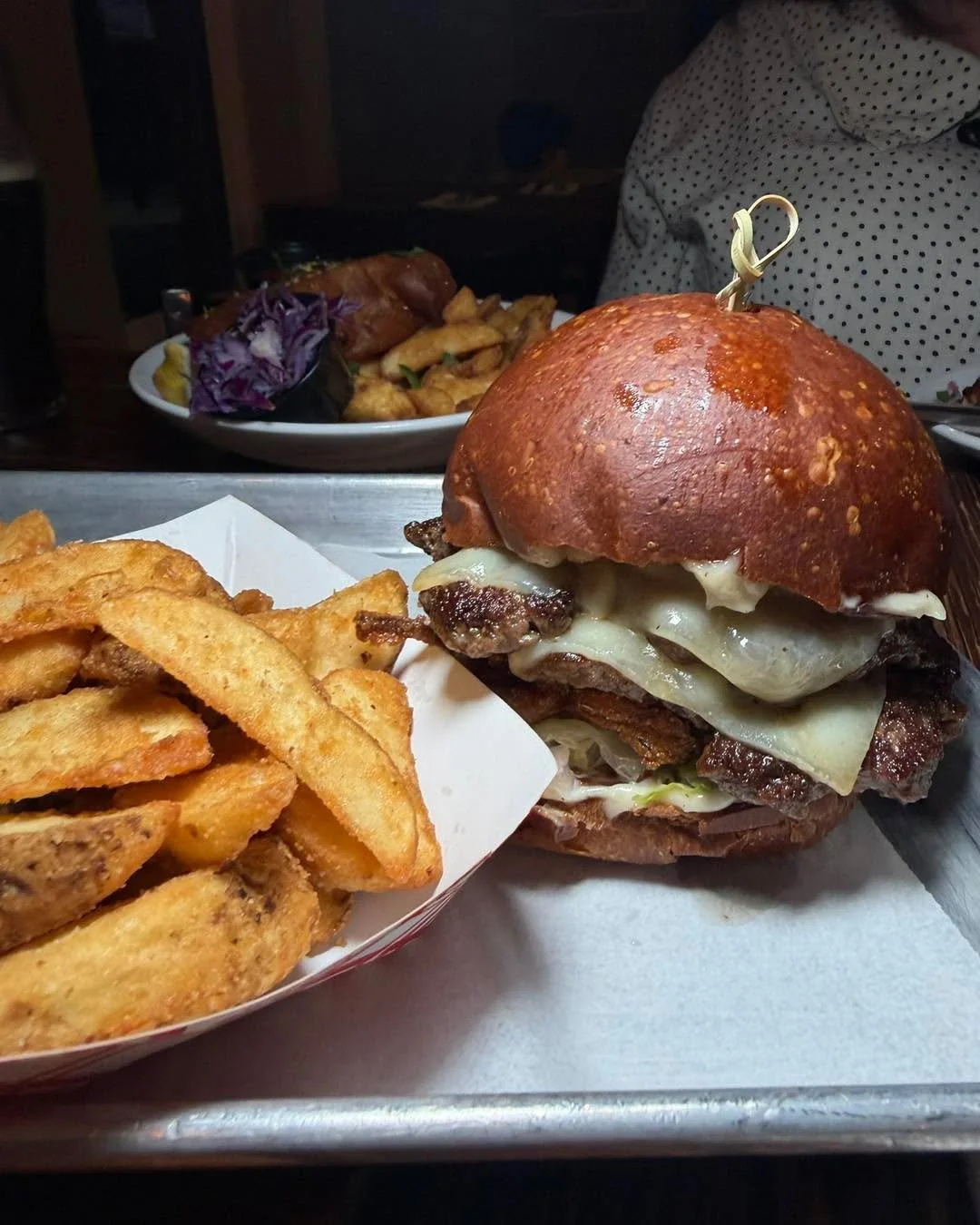 Your Thursday plans = solved 
Burger + draft pint for $20
Every Thursday &mdash; pull up a chair and dig in.

👉 Tag your burger buddy 
#hudsonvalley #patrickhenryswt  #eatlocal