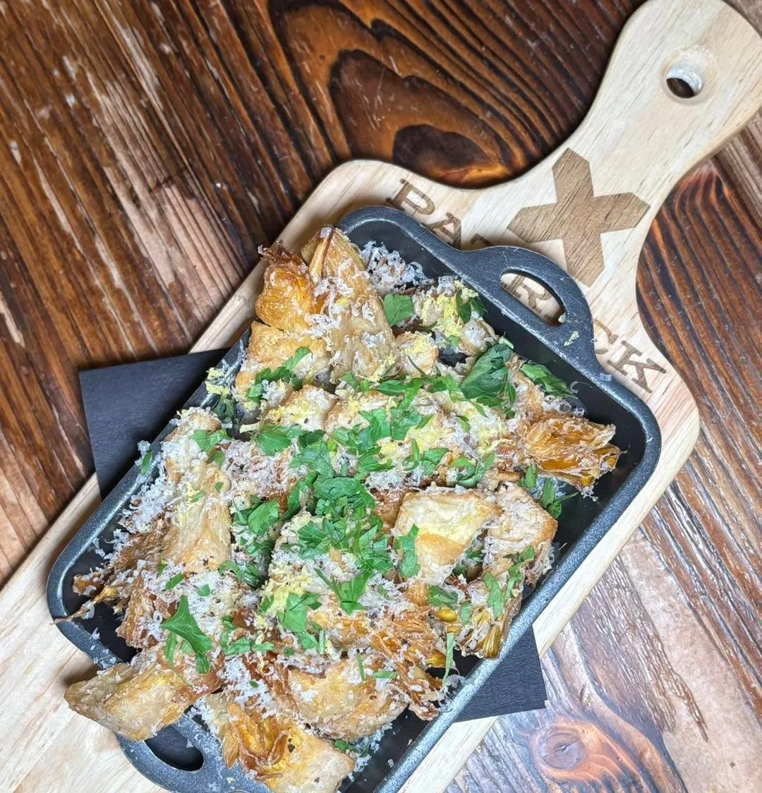 Artichokes.
Ham &amp; cheese croquettes.

Savory. Crispy. Over-the-top in the best way.

Like this post + comment &ldquo;#PatrickHenrysWT&rdquo; for a chance to win a FREE appetizer 🔥 

#patrickhenryswt #eatlocal