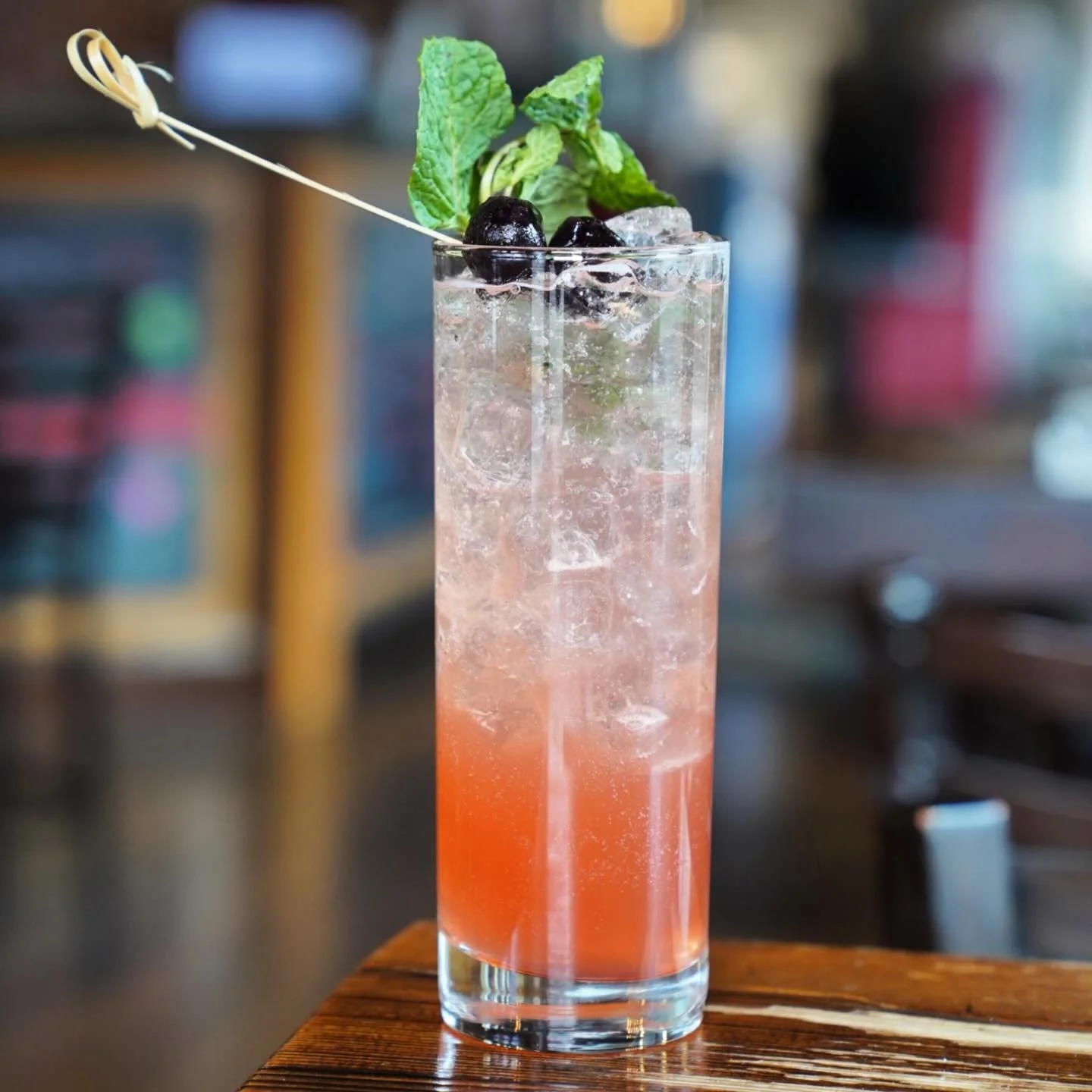 $10 Tavern Tipples D R I N K  A L E R T 🔔
Our Smoked Cranberry Mojito mixes cranberry vodka, house-smoked cranberry syrup, lime, and mint for a bold twist on a classic. Smoky, tart, and just the right amount of fresh 🌿
&bull;
&bull;
&bull;
&bull;
&