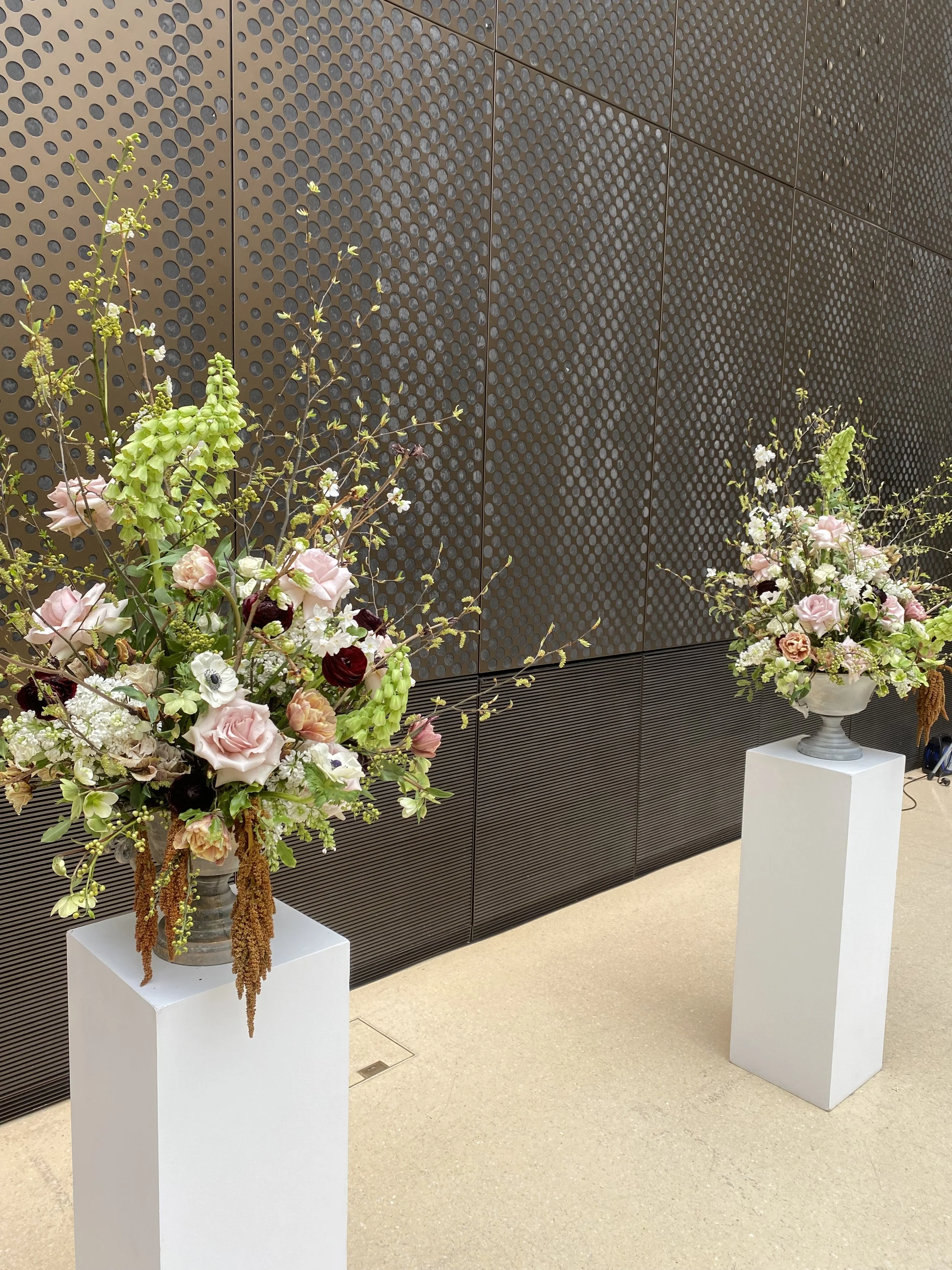 Hackney Town Hall wedding flowers