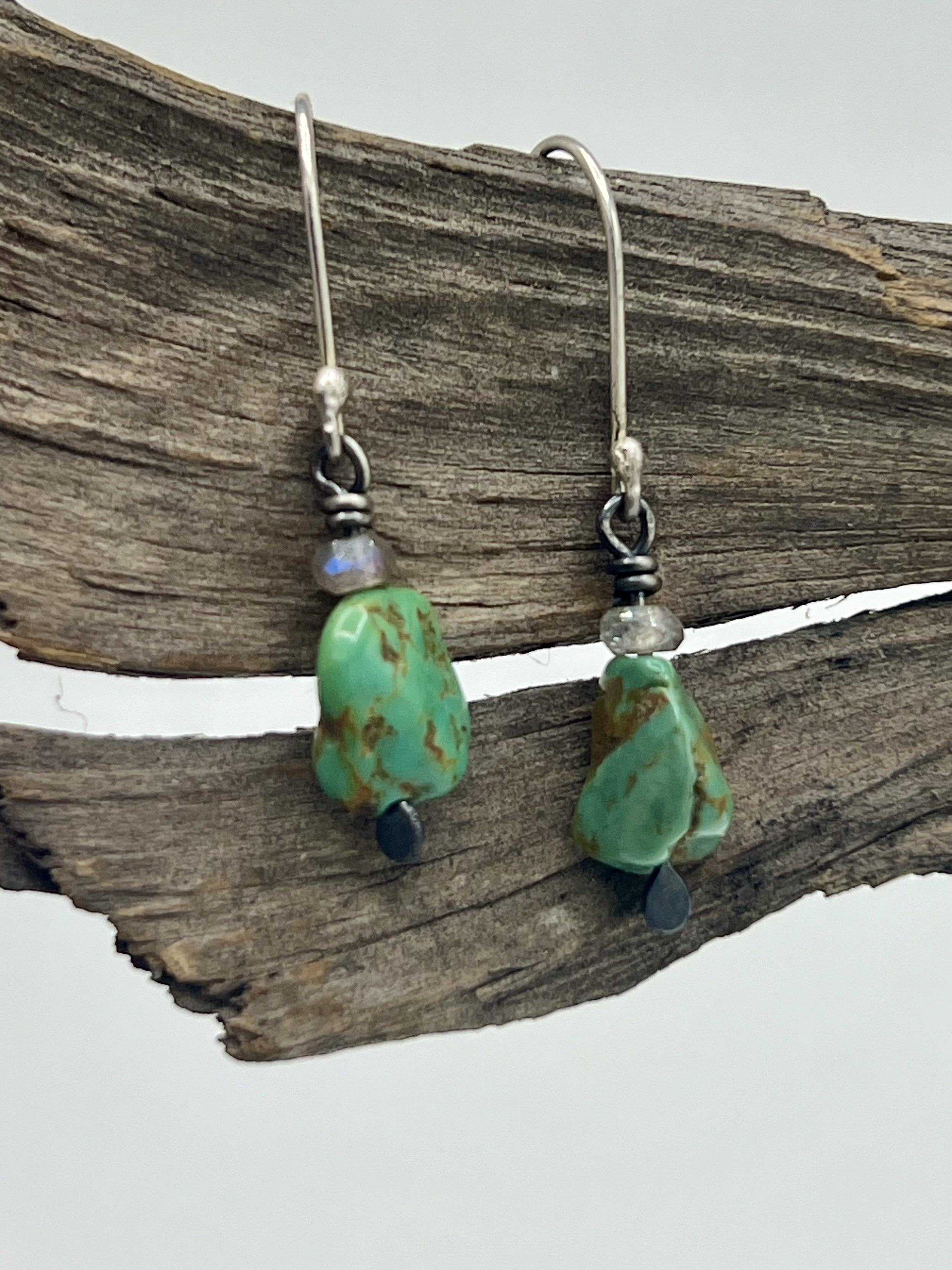 Turquoise Dew Drop Earring