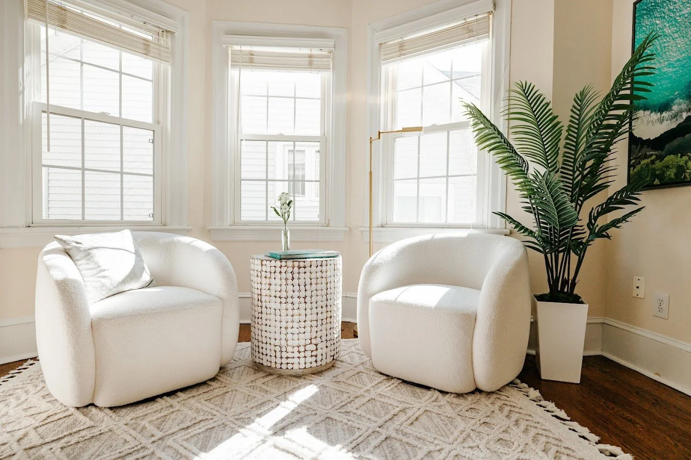 Light-Filled Sitting Area