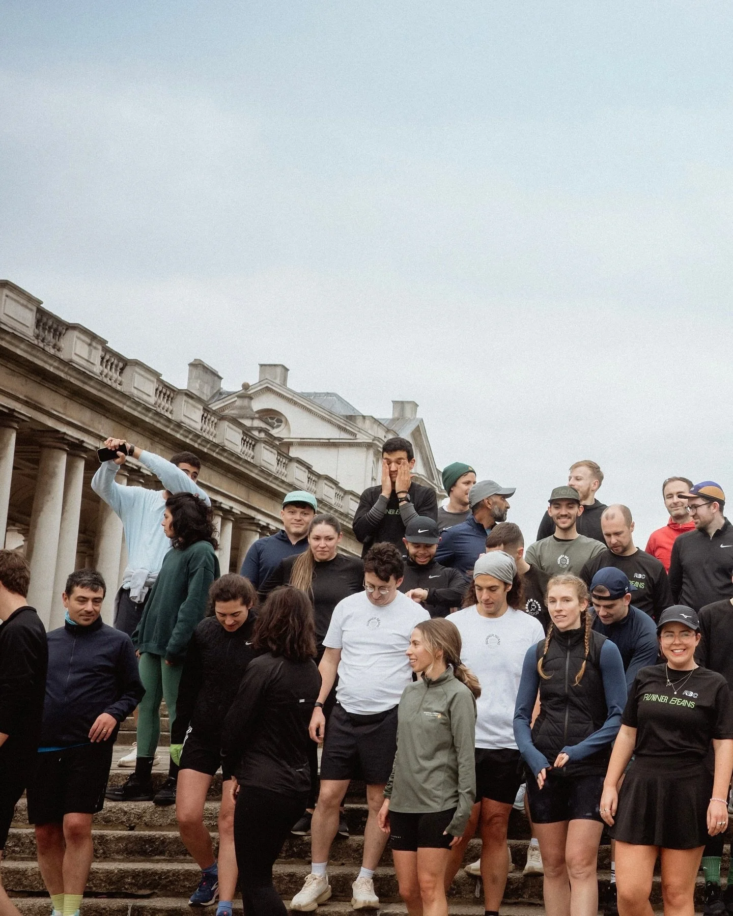 Hylo can you go ⚡️ 

Big thanks to @hyloathletics for coming down today &amp; @nakedmade for the coffees 🫶

📸 @adrianvarzaru 
&bull;
&bull;
&bull;
&bull;
&bull;
&bull;
&bull;
&bull;
#running #runclub #greenwich #greenwichpark #cuttysark #hillrunnin