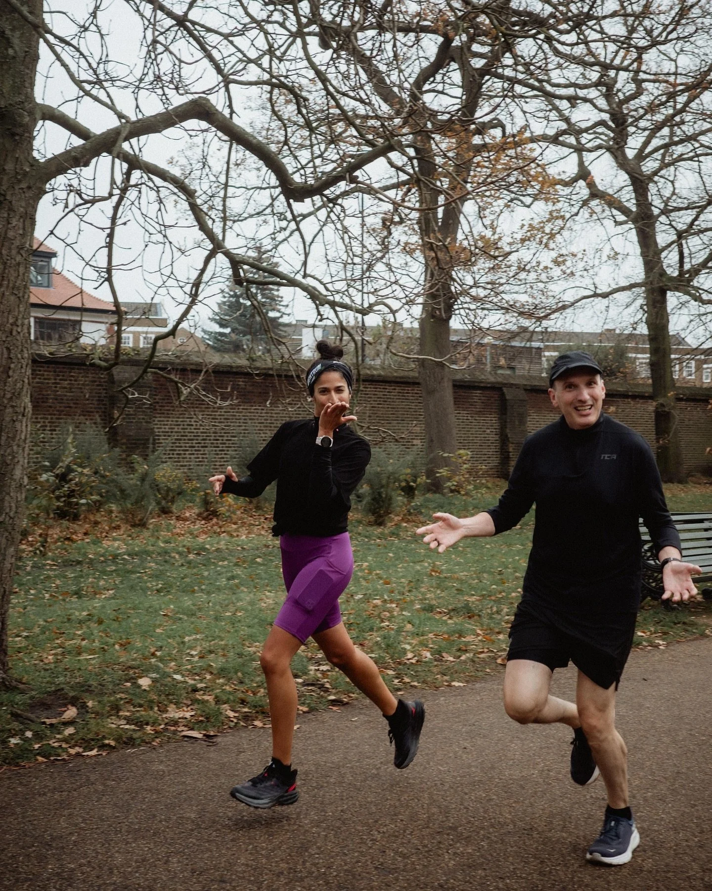 Saturday run &mdash; lead by the girls ft the best coffee 

📸 @adrianvarzaru 
&bull;
&bull;
&bull;
&bull;
&bull;
&bull;
&bull;
&bull;
#running #runclub #greenwich #greenwichpark #cuttysark #hillrunning #socialrun #social5k #community #meetup #strava