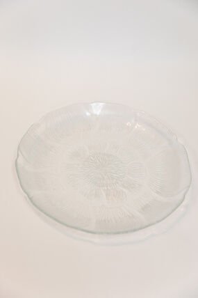 $0.75- 7" Clear floral Salad Plate