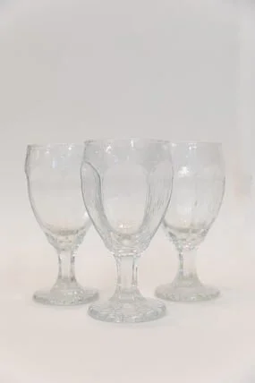 $1.50- Vintage Water Goblet